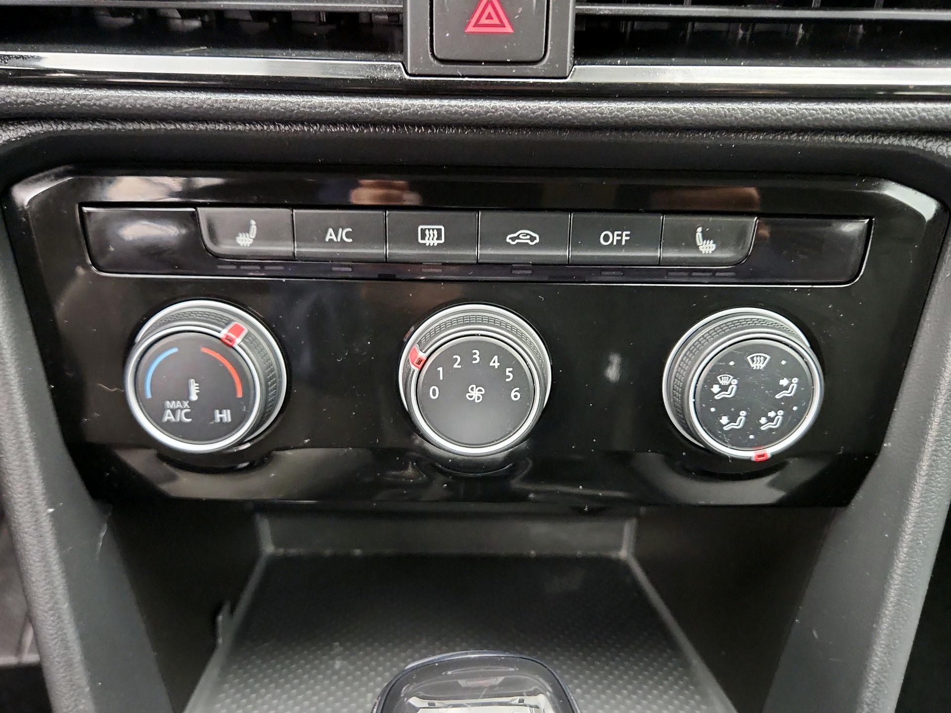 Thumbnail: 2023 Volkswagen Taos - 16