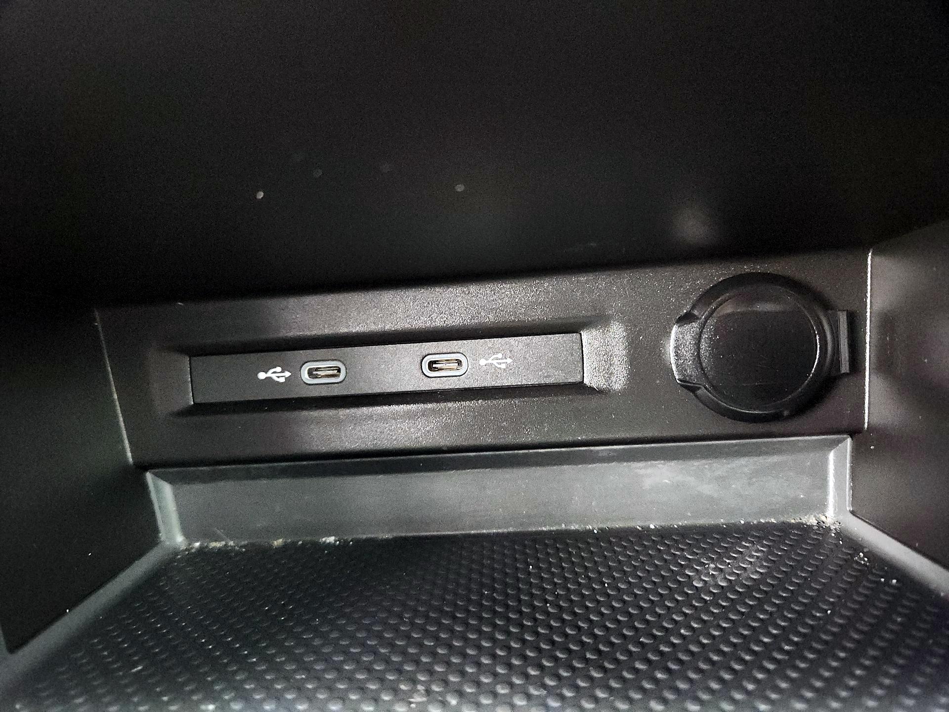 Thumbnail: 2023 Volkswagen Taos - 18