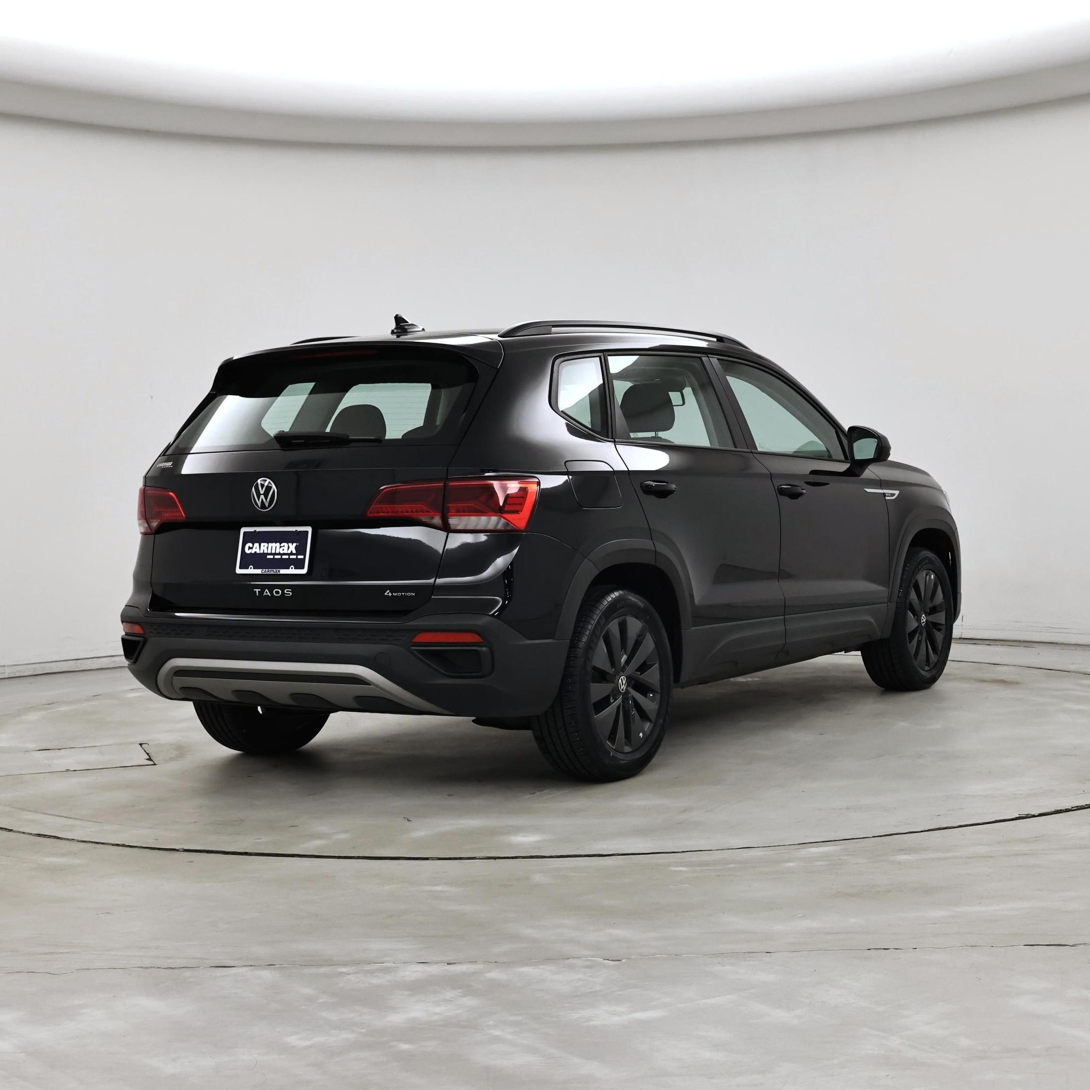 Thumbnail: 2022 Volkswagen Taos - 8