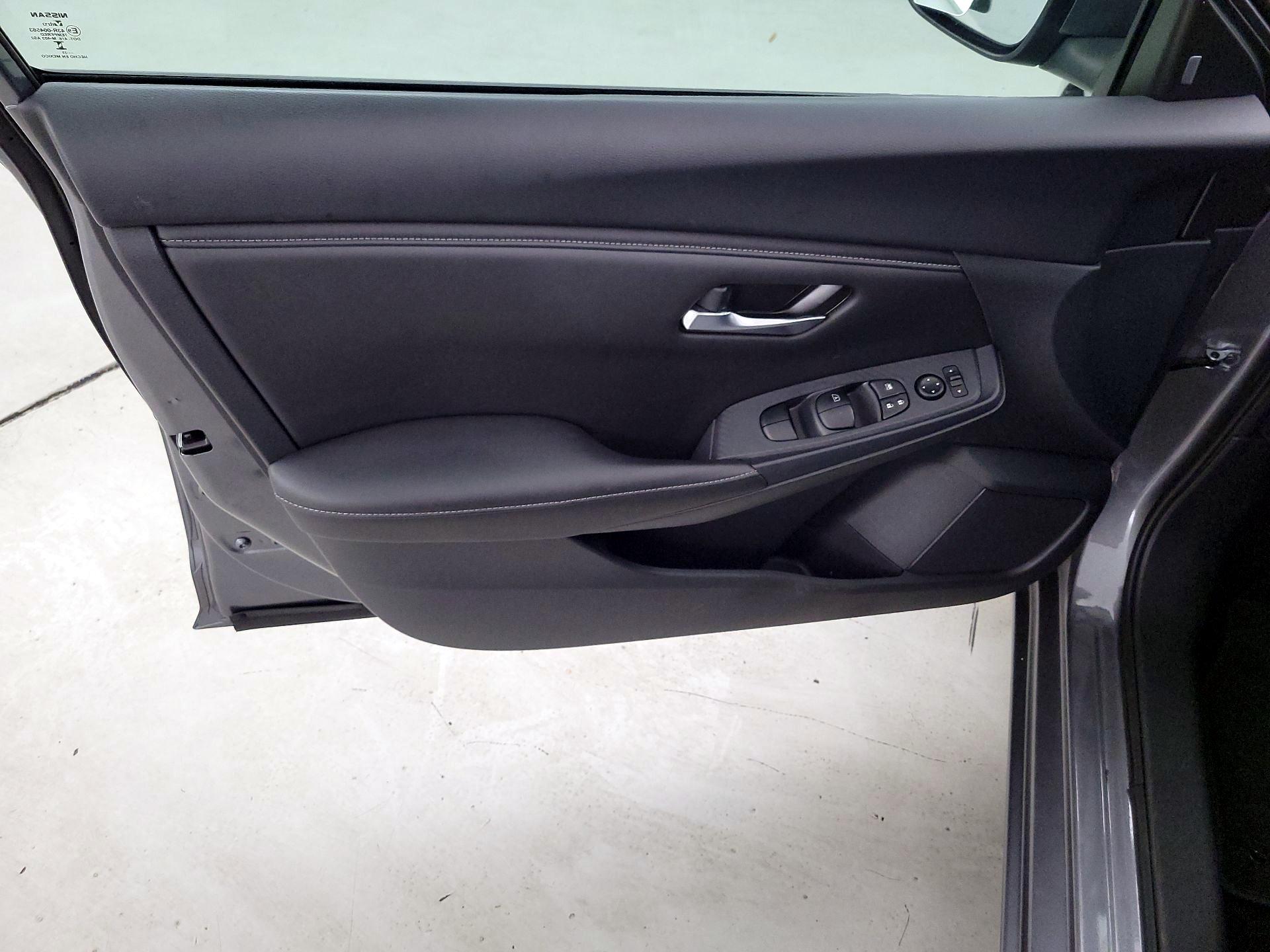 Thumbnail: 2023 Nissan Sentra - 12