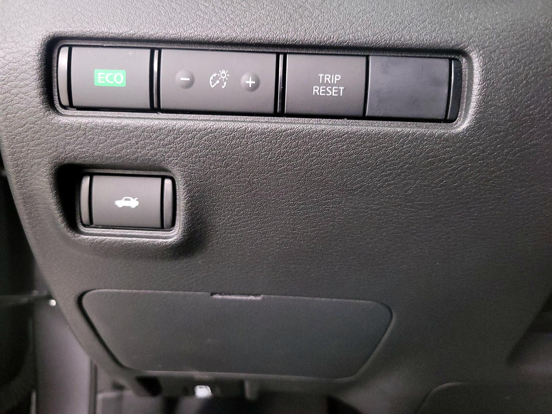 Thumbnail: 2023 Nissan Sentra - 13