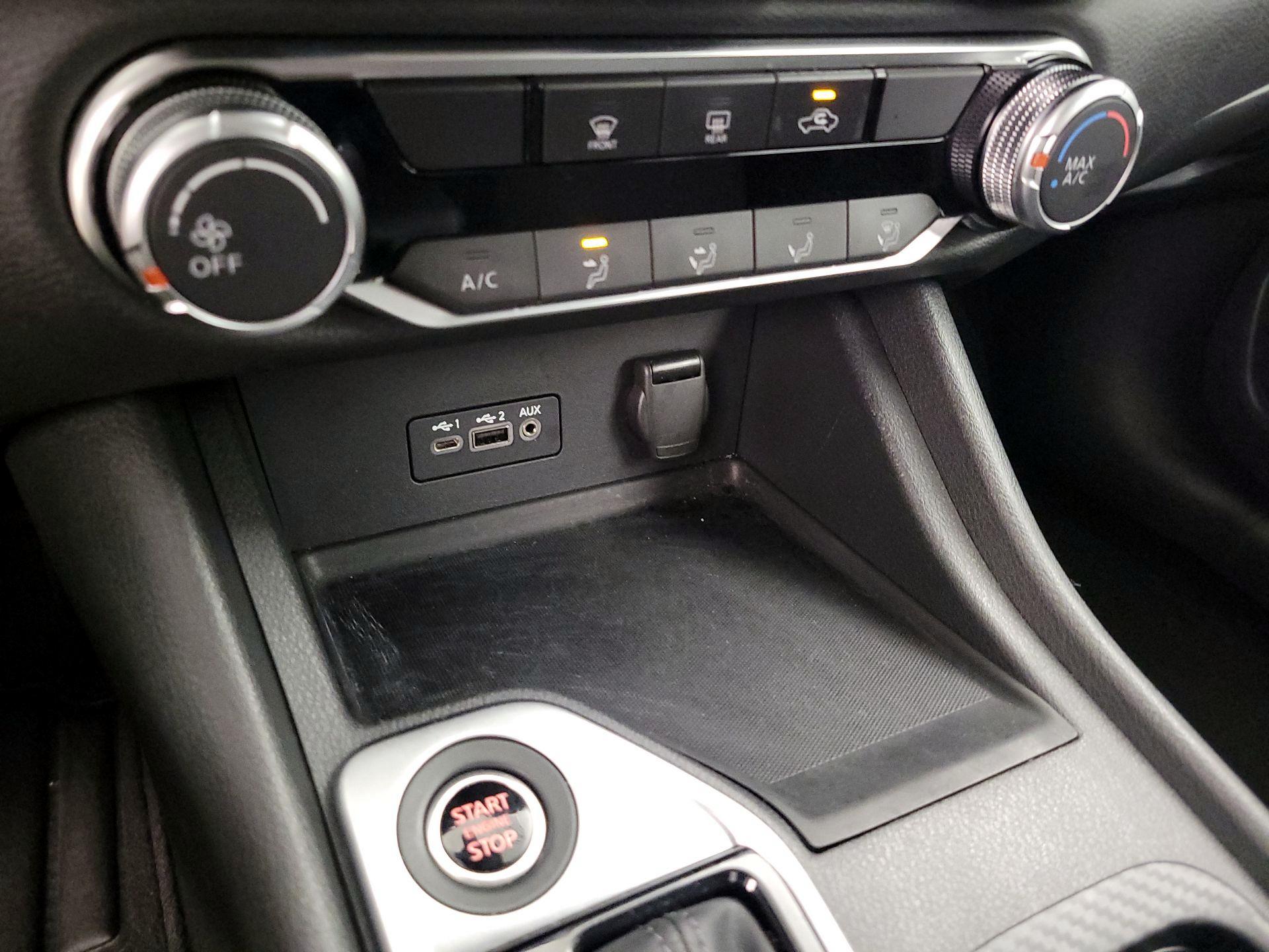 Thumbnail: 2023 Nissan Sentra - 16