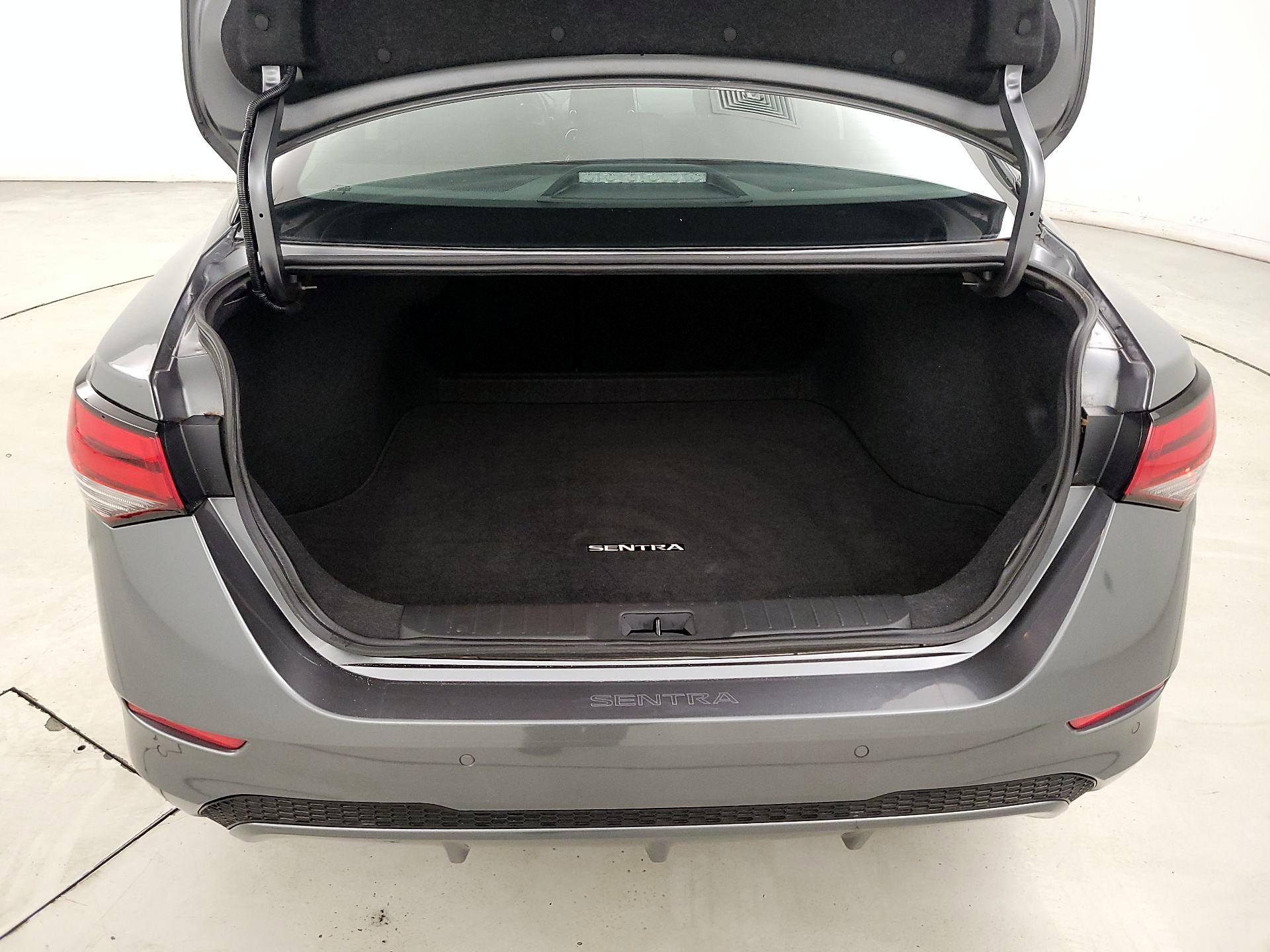 Thumbnail: 2023 Nissan Sentra - 20