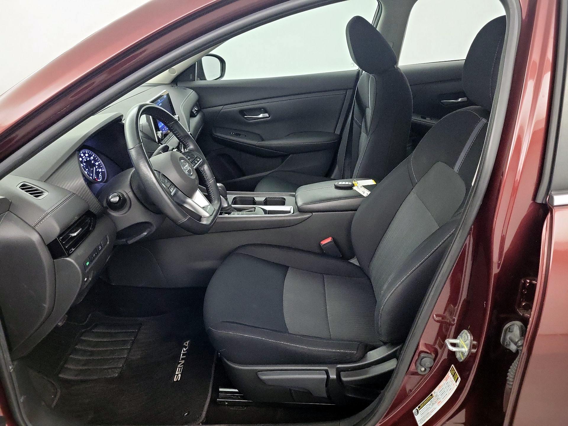 Thumbnail: 2022 Nissan Sentra - 11