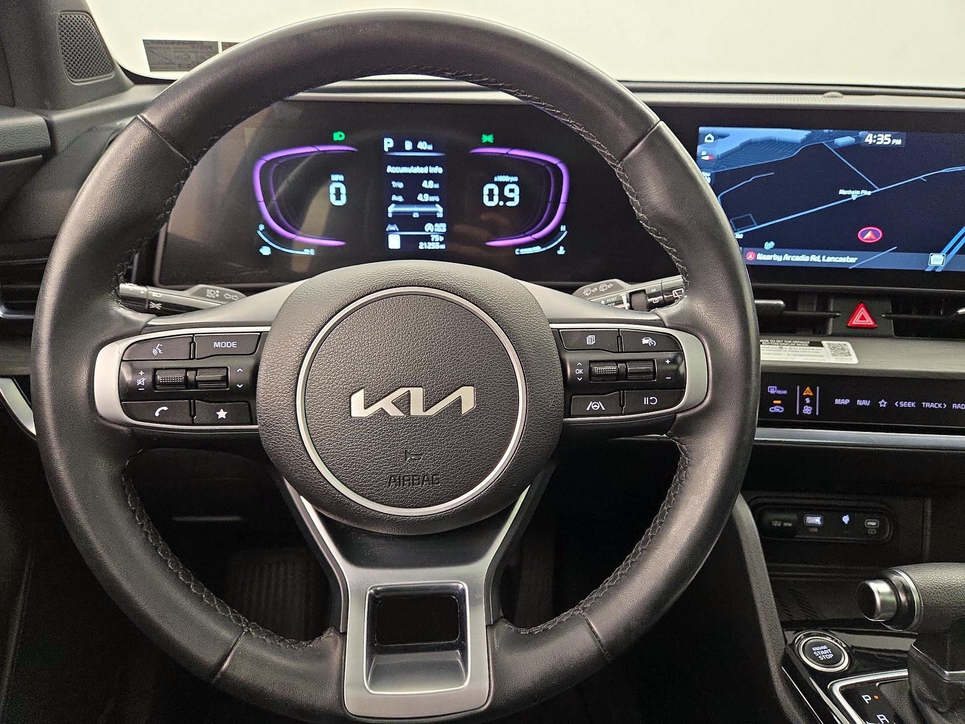 Thumbnail: 2023 Kia Sportage - 10