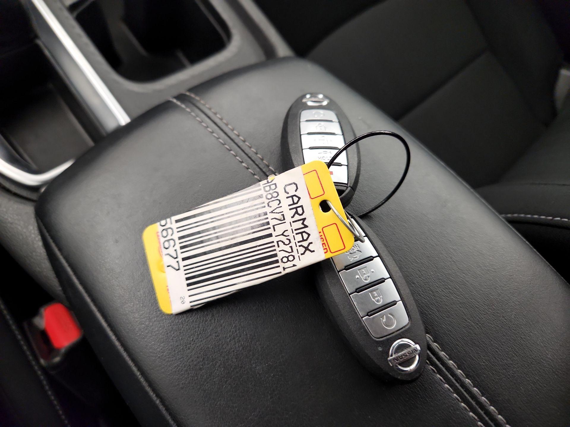 Thumbnail: 2020 Nissan Sentra - 20