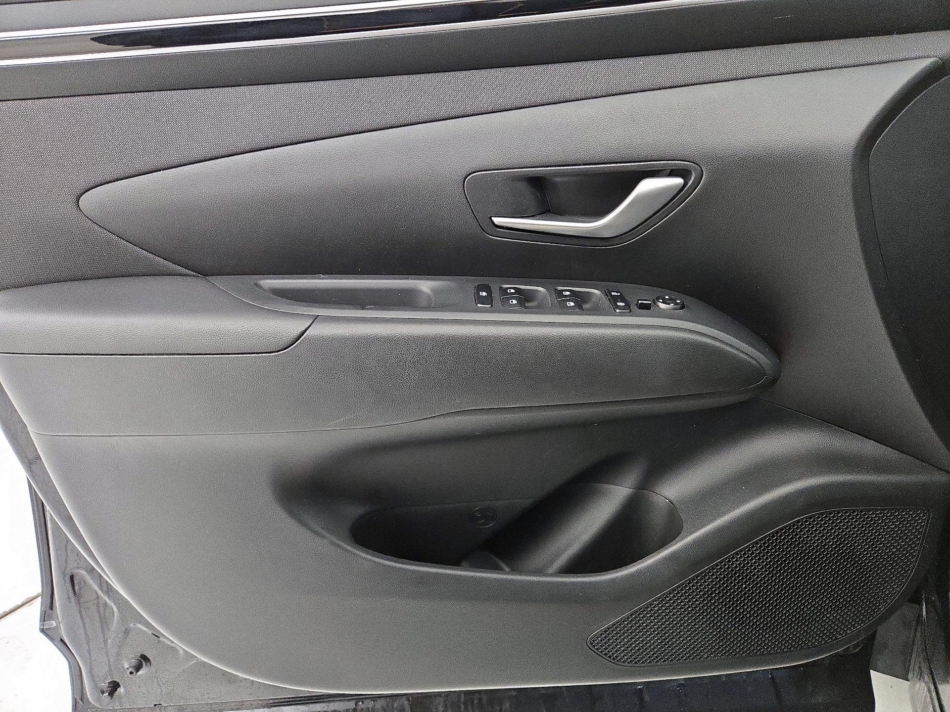 Thumbnail: 2023 Hyundai Tucson - 12