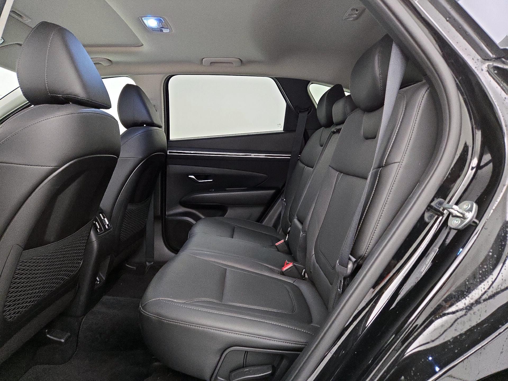 Thumbnail: 2023 Hyundai Tucson - 19