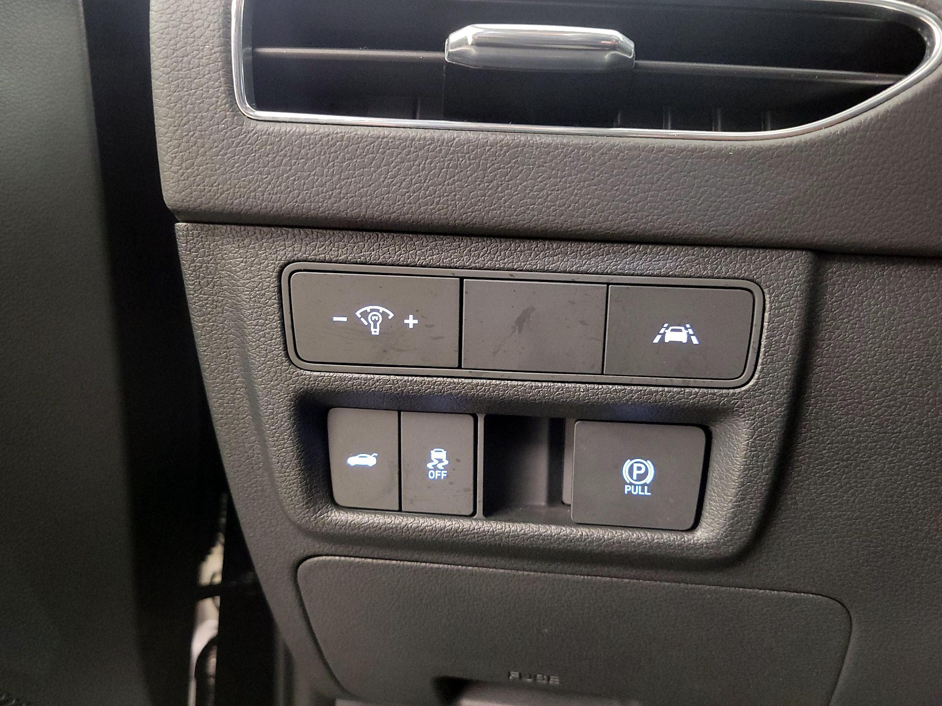 Thumbnail: 2023 Hyundai Sonata - 13