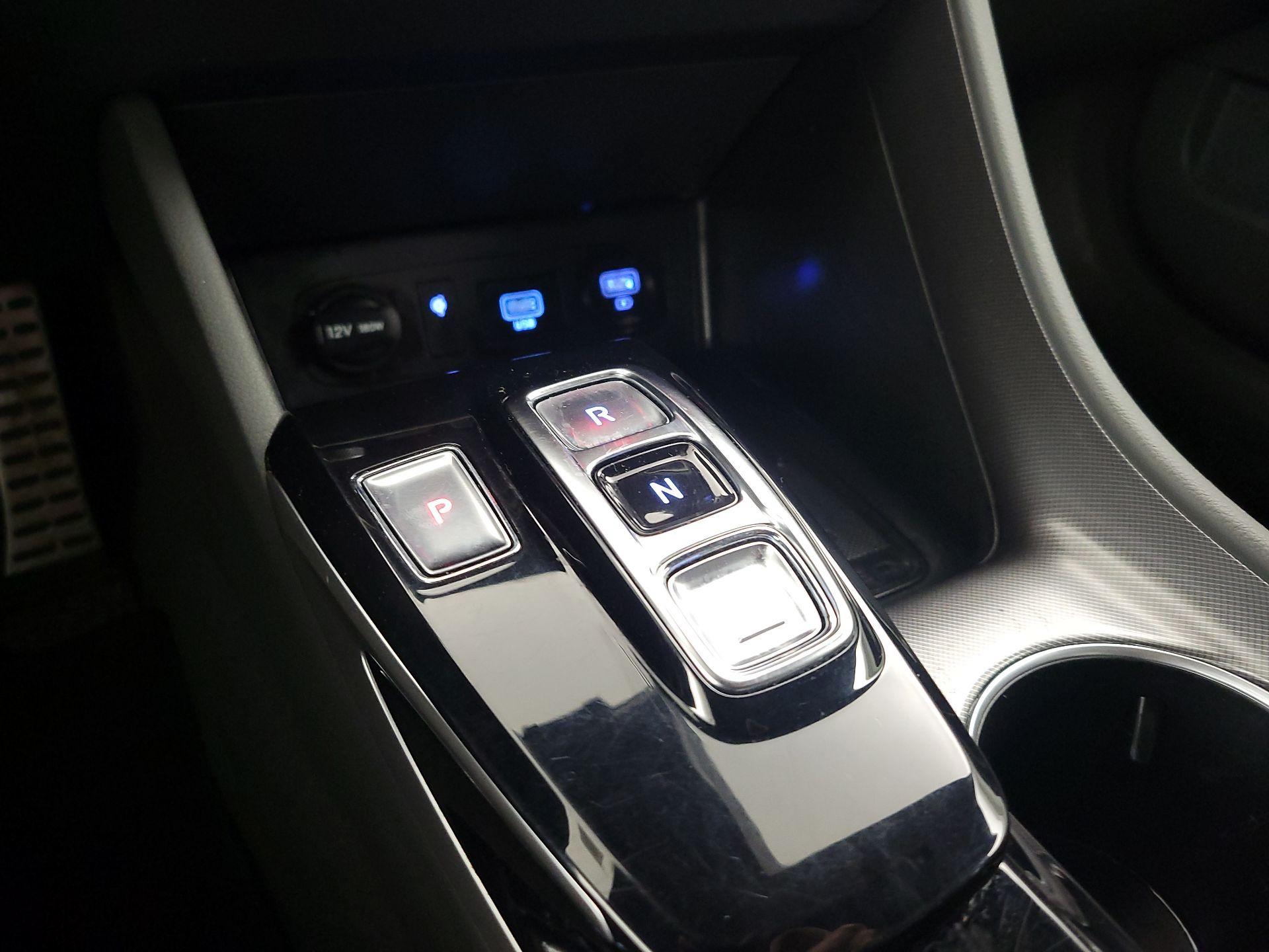 Thumbnail: 2023 Hyundai Sonata - 18