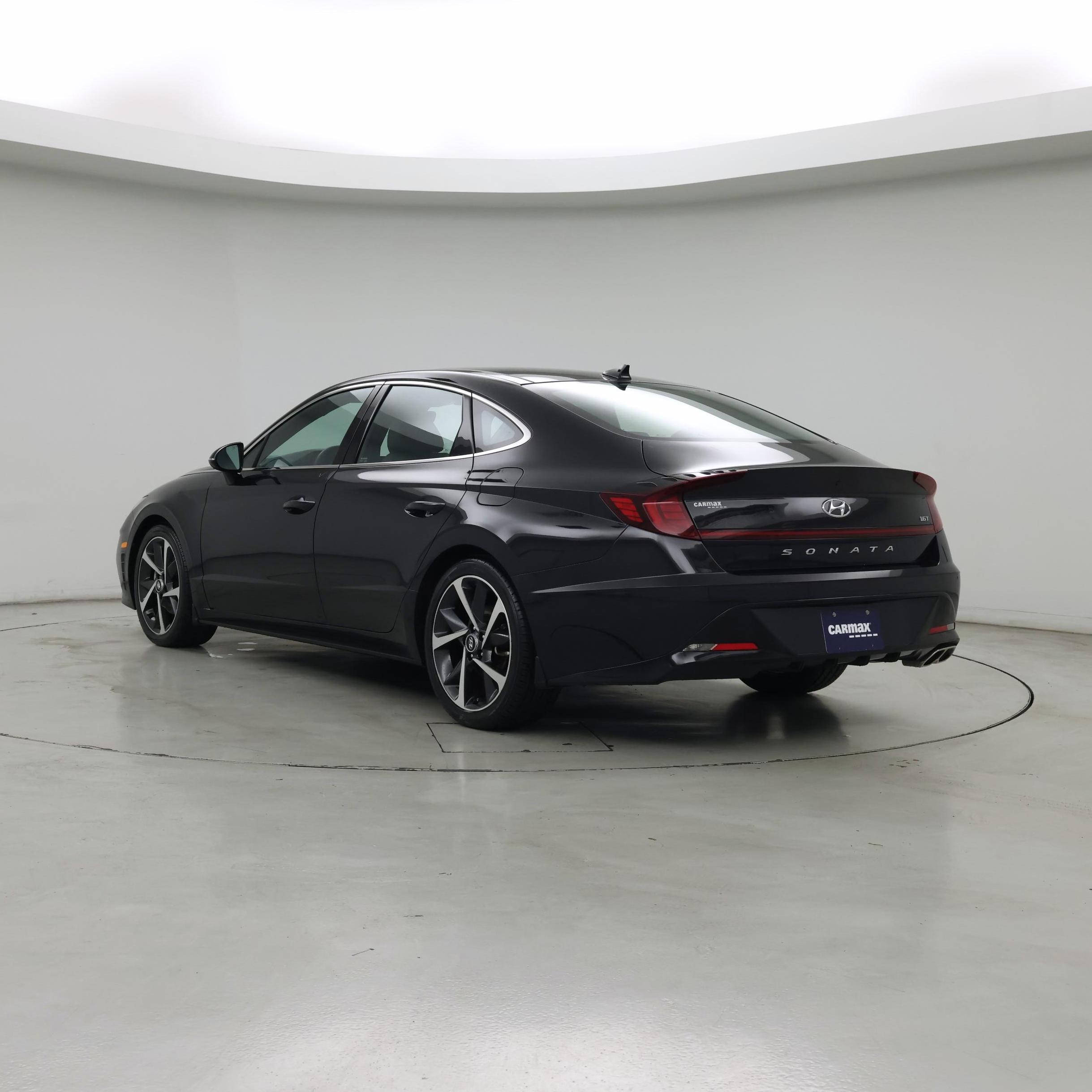 Thumbnail: 2023 Hyundai Sonata - 2