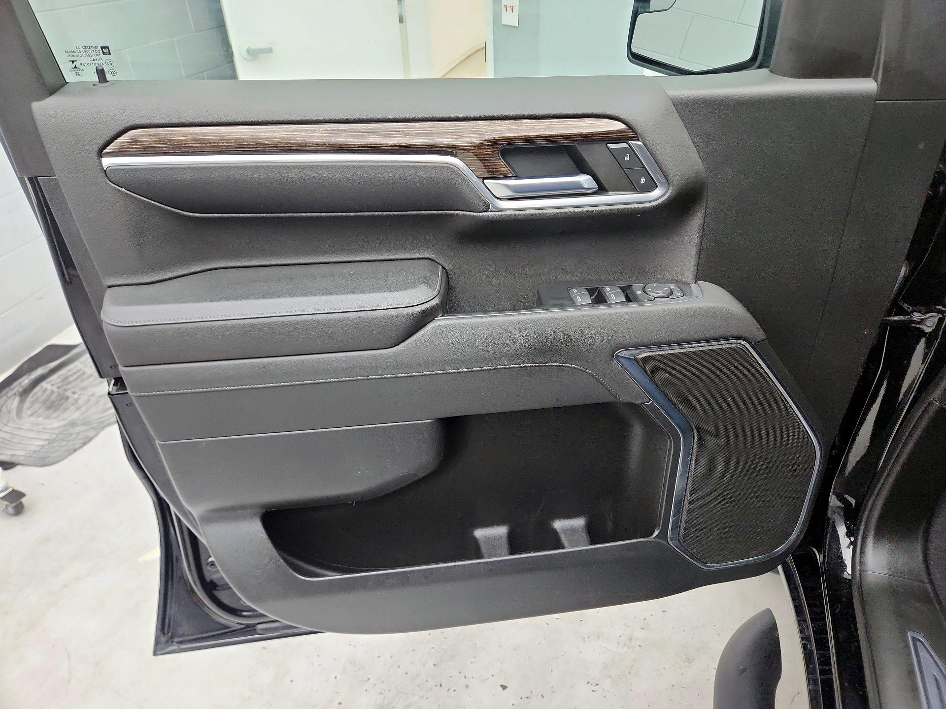 Thumbnail: 2023 GMC Sierra 1500 - 12