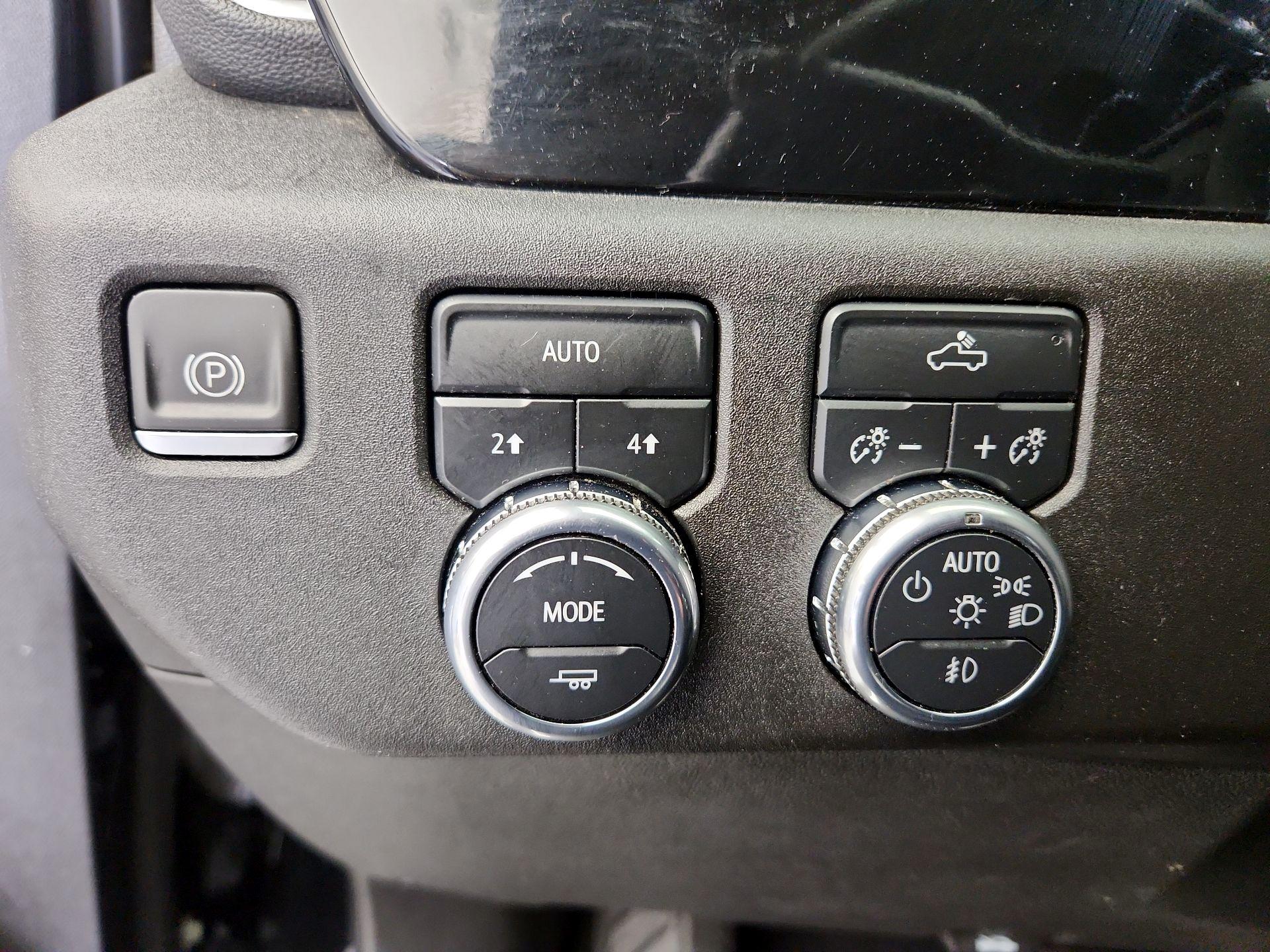 Thumbnail: 2023 GMC Sierra 1500 - 13