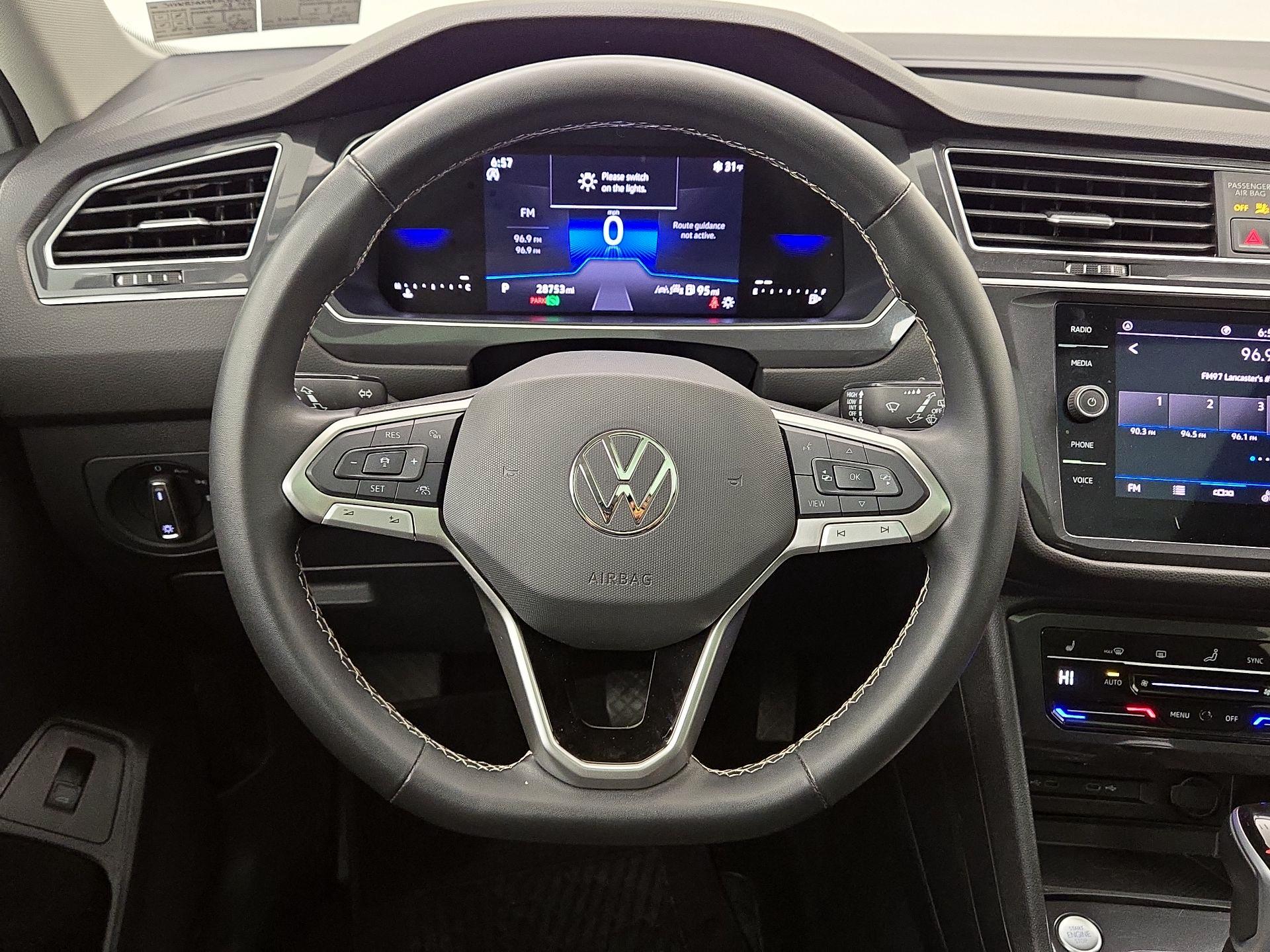 Thumbnail: 2024 Volkswagen Tiguan - 10