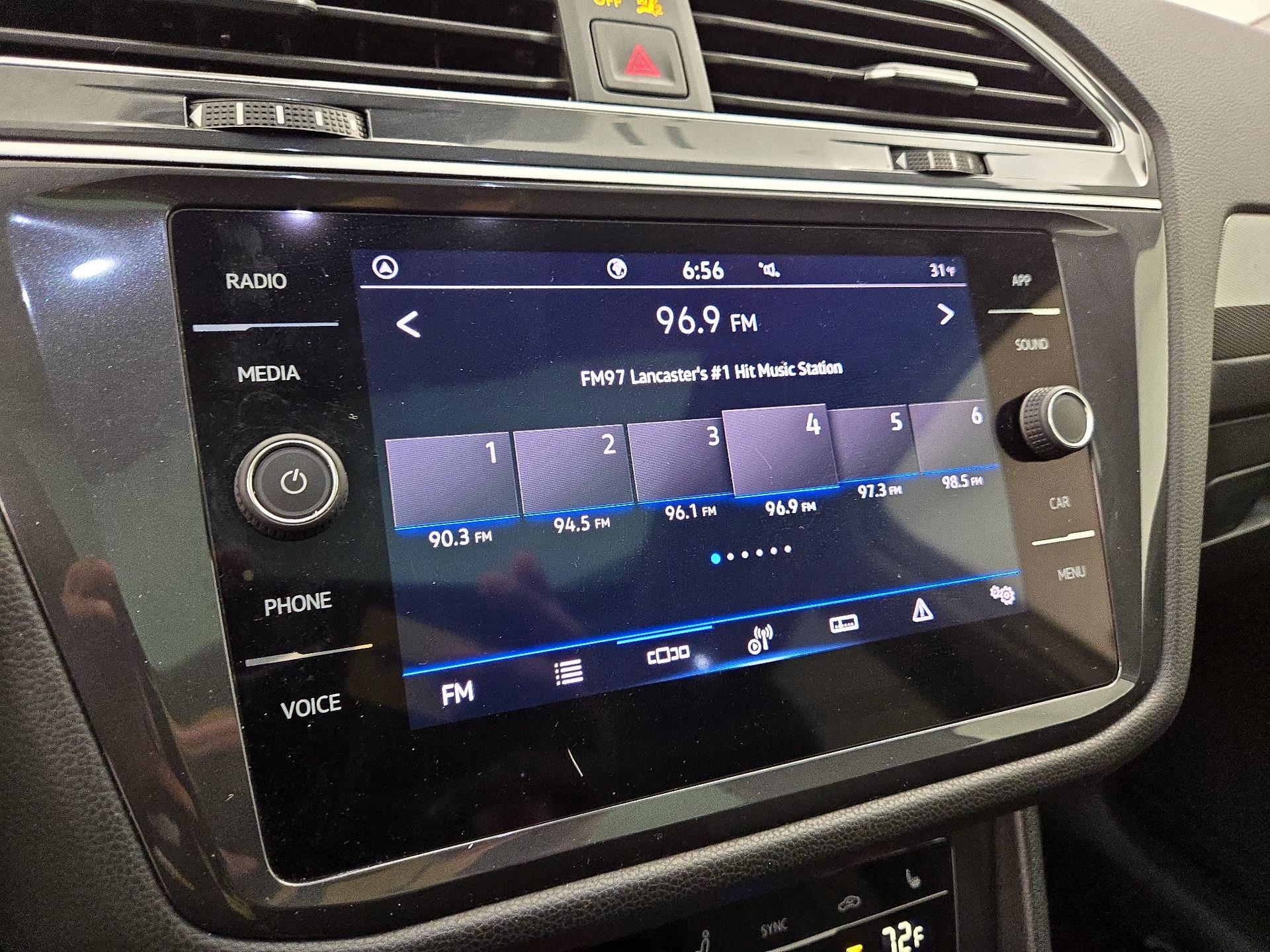 Thumbnail: 2024 Volkswagen Tiguan - 15