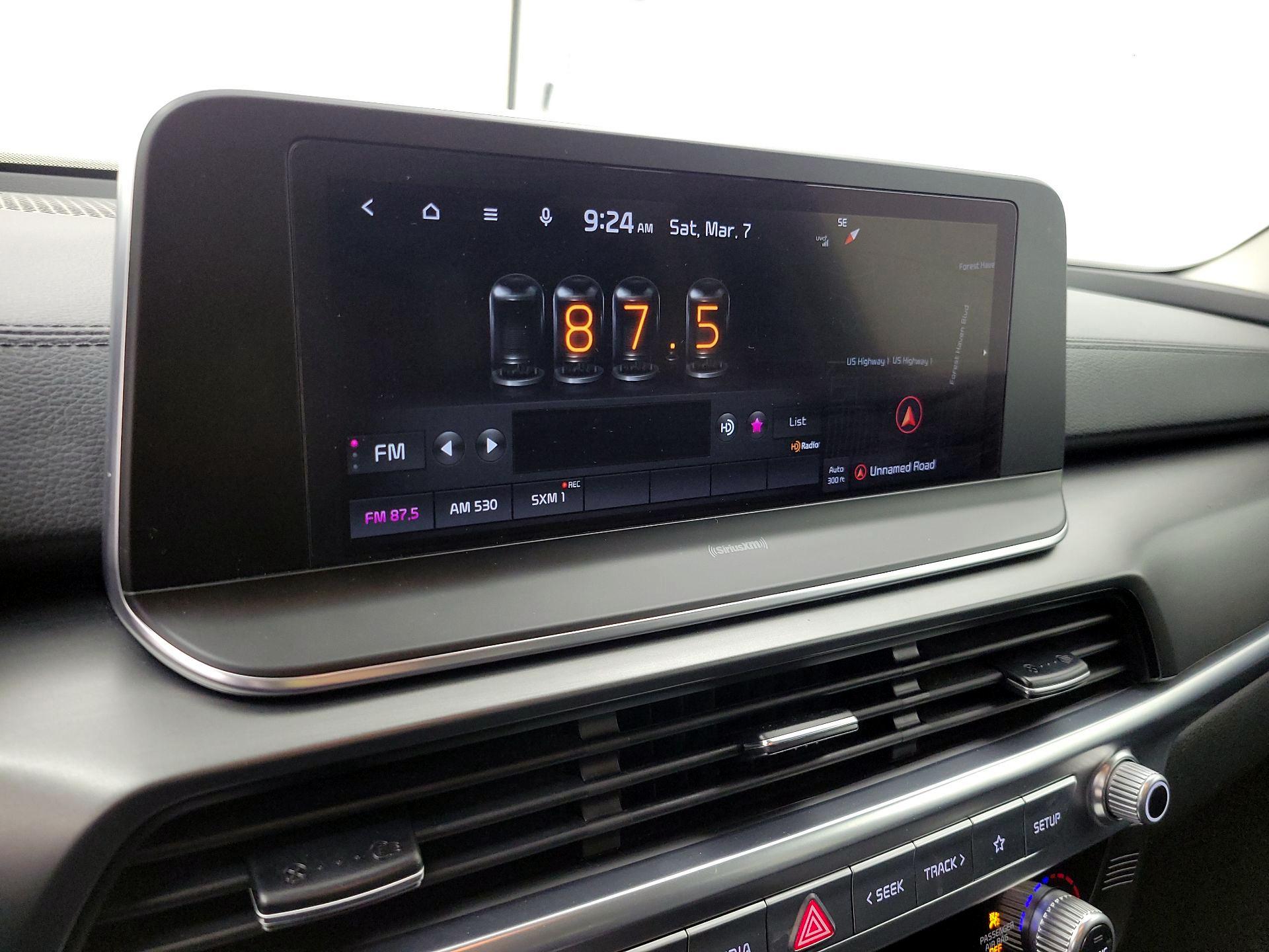 Thumbnail: 2022 Kia Telluride - 16