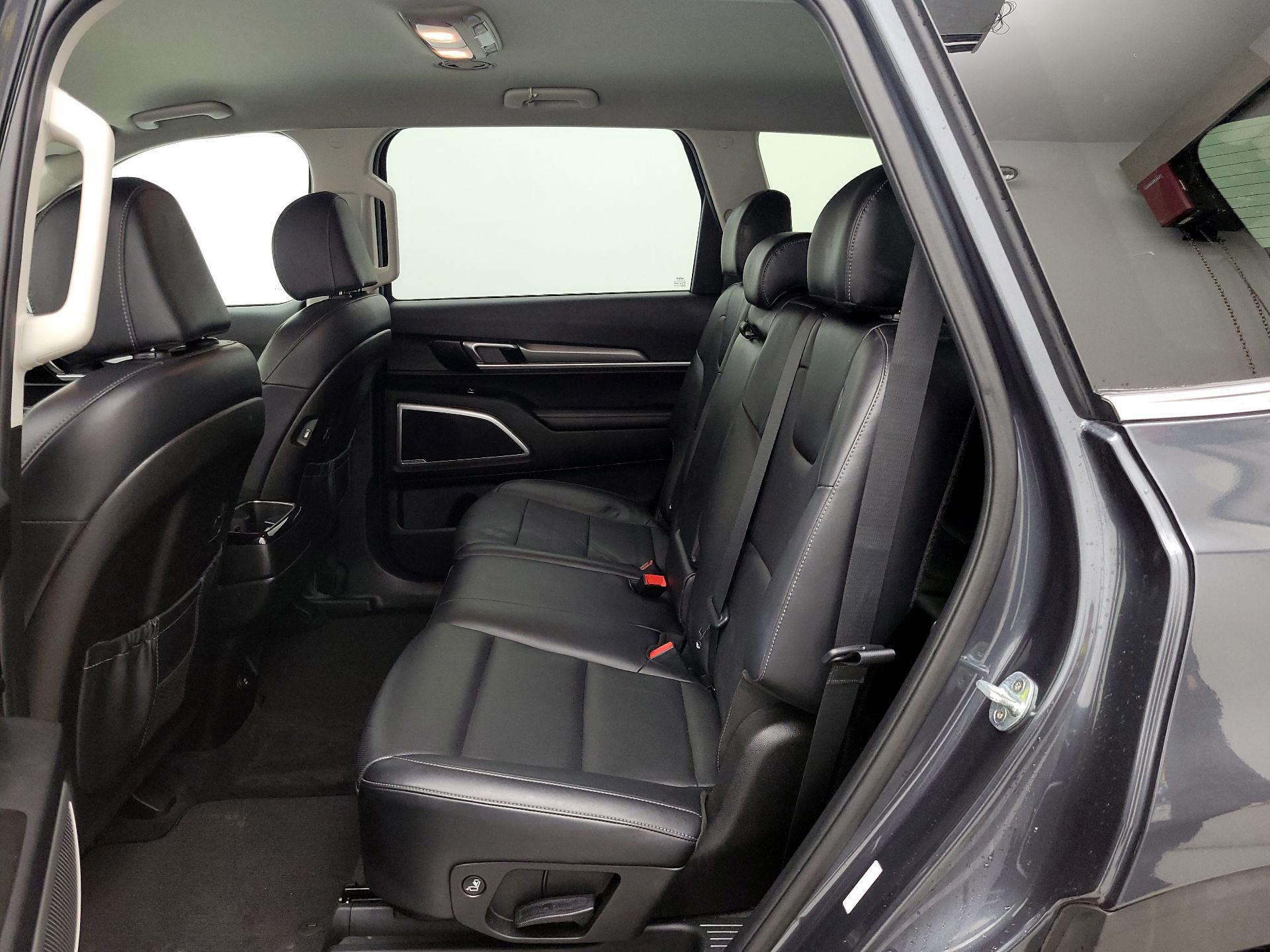 Thumbnail: 2022 Kia Telluride - 20