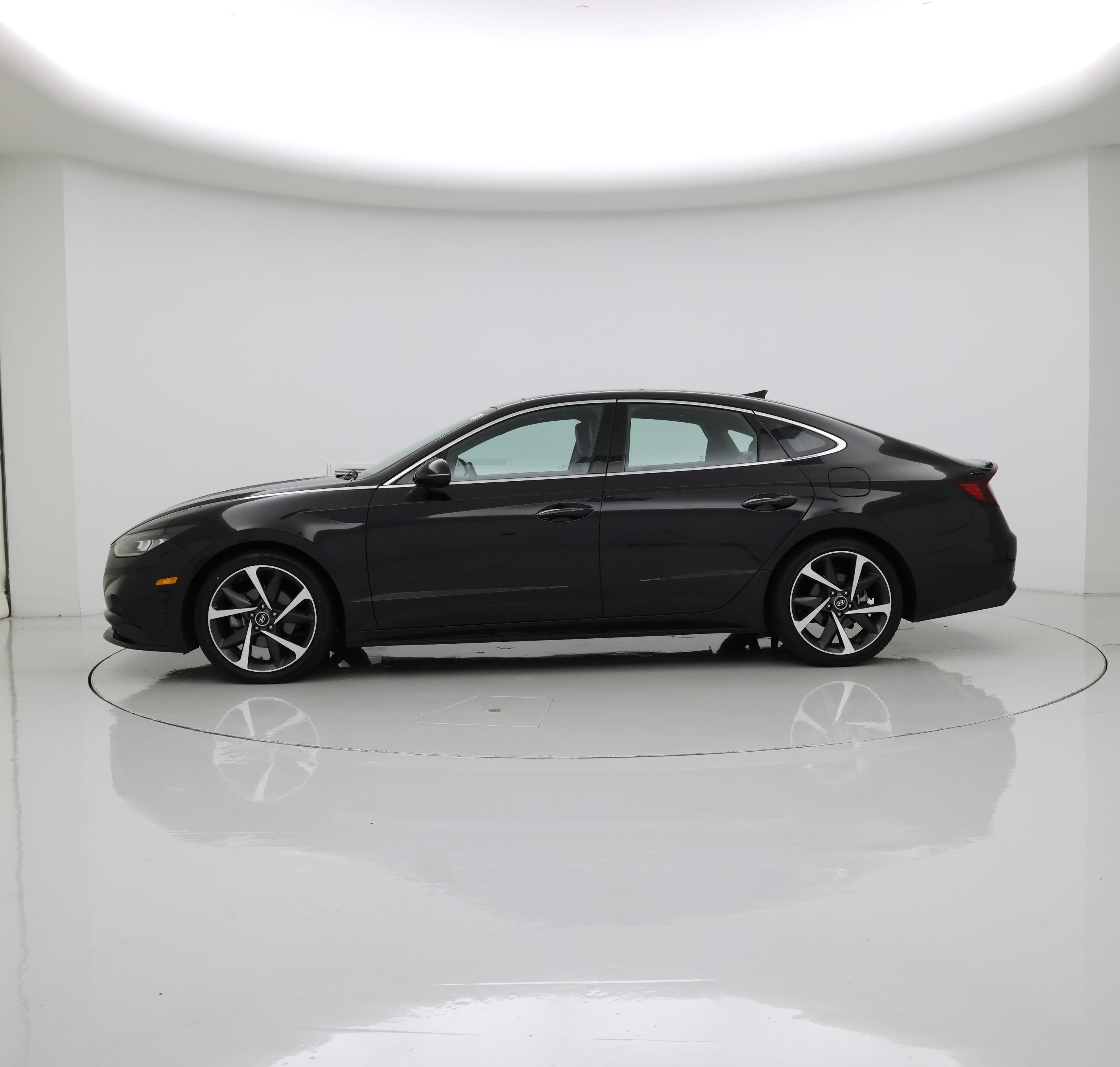 Thumbnail: 2023 Hyundai Sonata - 3