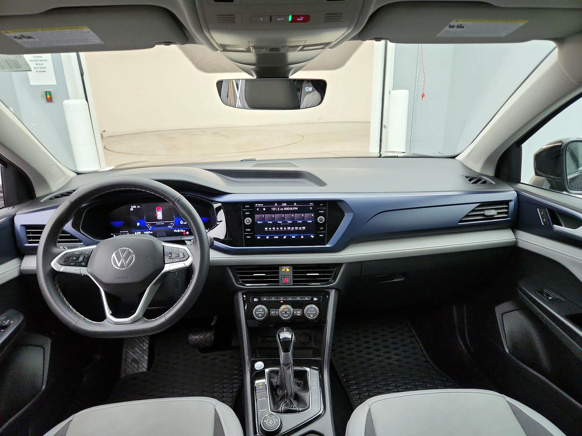 Thumbnail: 2024 Volkswagen Taos - 9