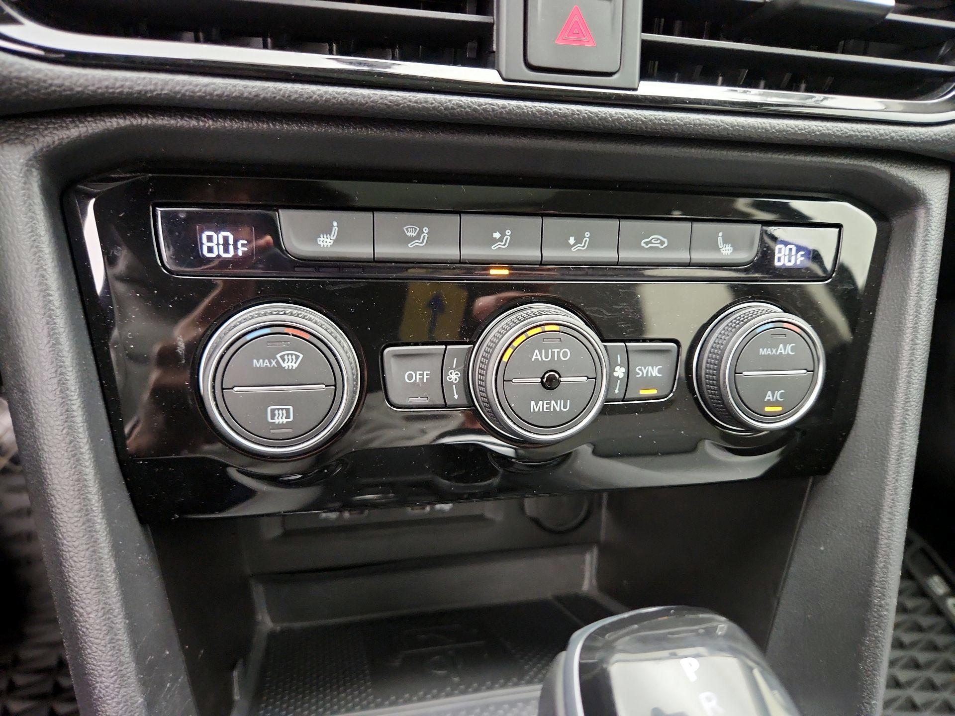 Thumbnail: 2024 Volkswagen Taos - 16