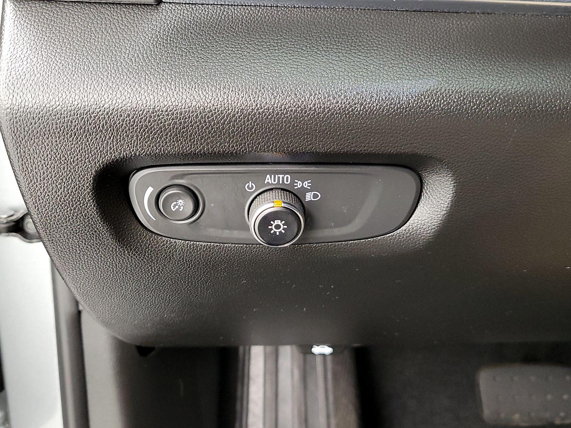 Thumbnail: 2024 Chevrolet Traverse - 13