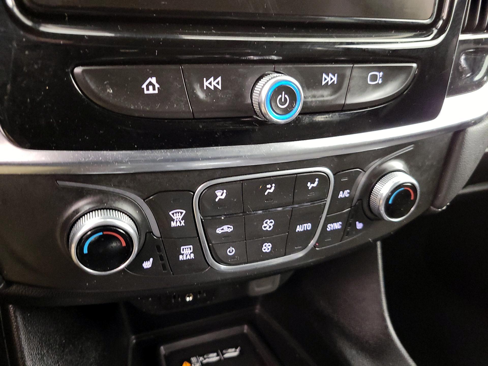 Thumbnail: 2024 Chevrolet Traverse - 17