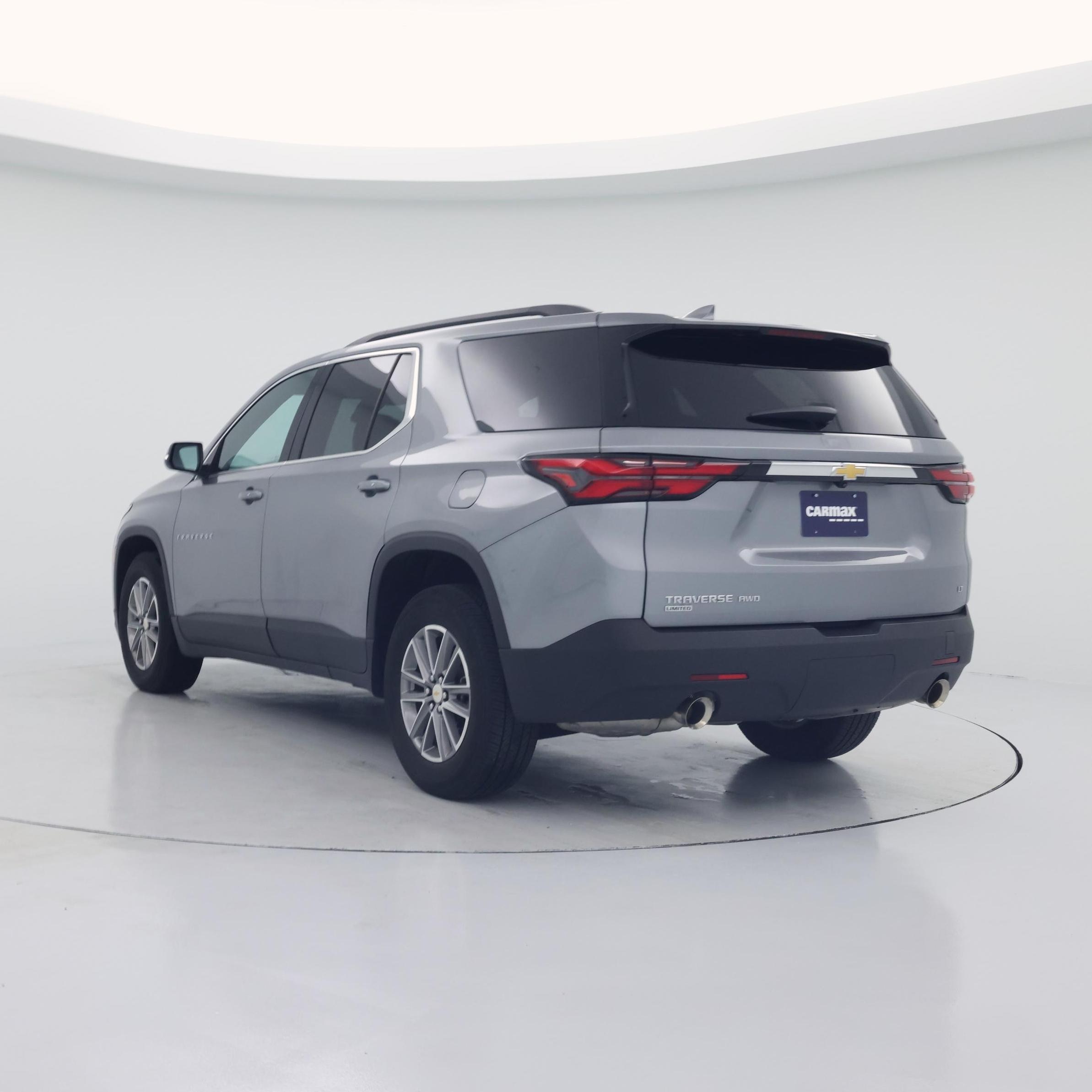 Thumbnail: 2024 Chevrolet Traverse - 2