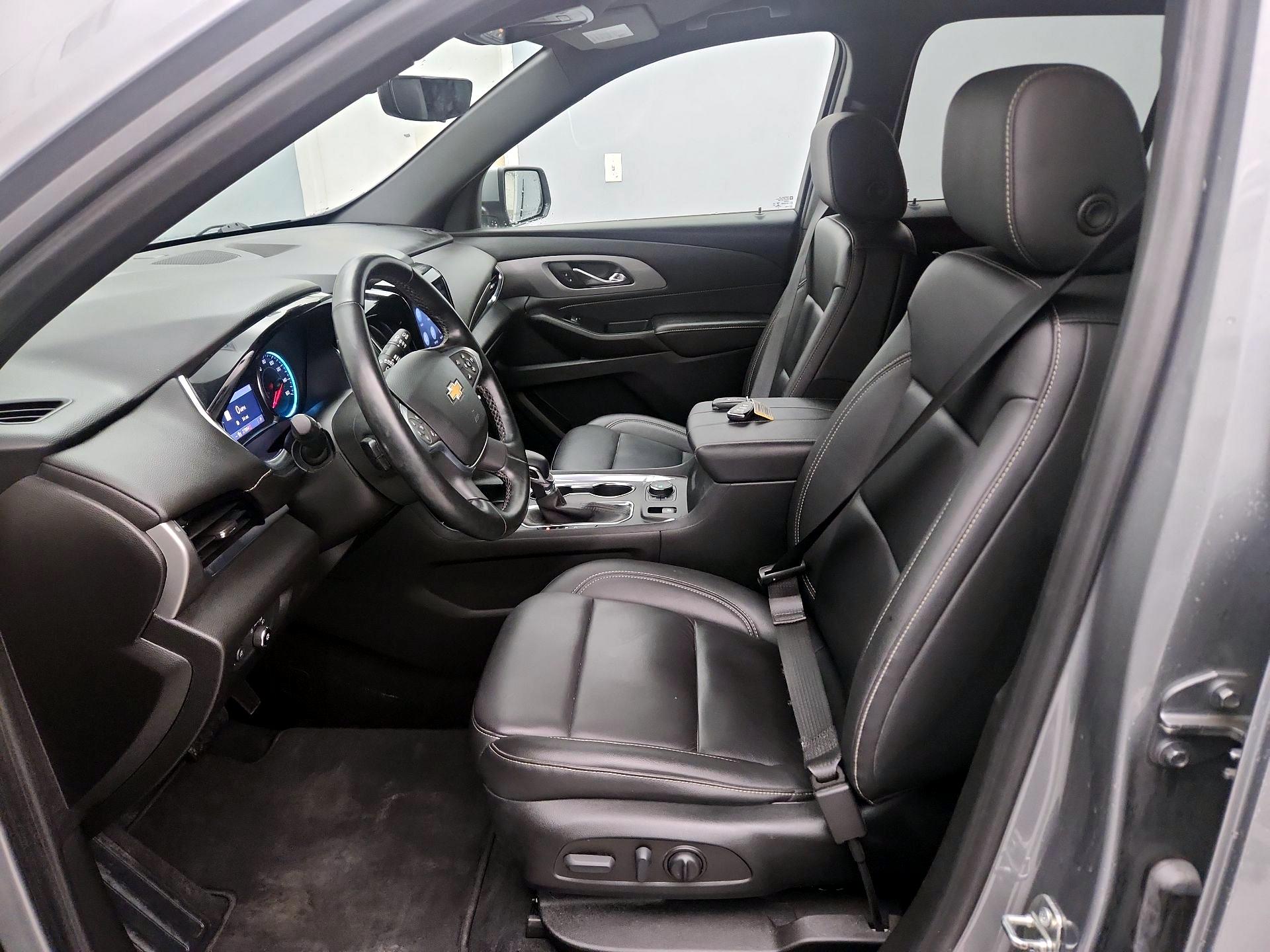 Thumbnail: 2023 Chevrolet Traverse - 11
