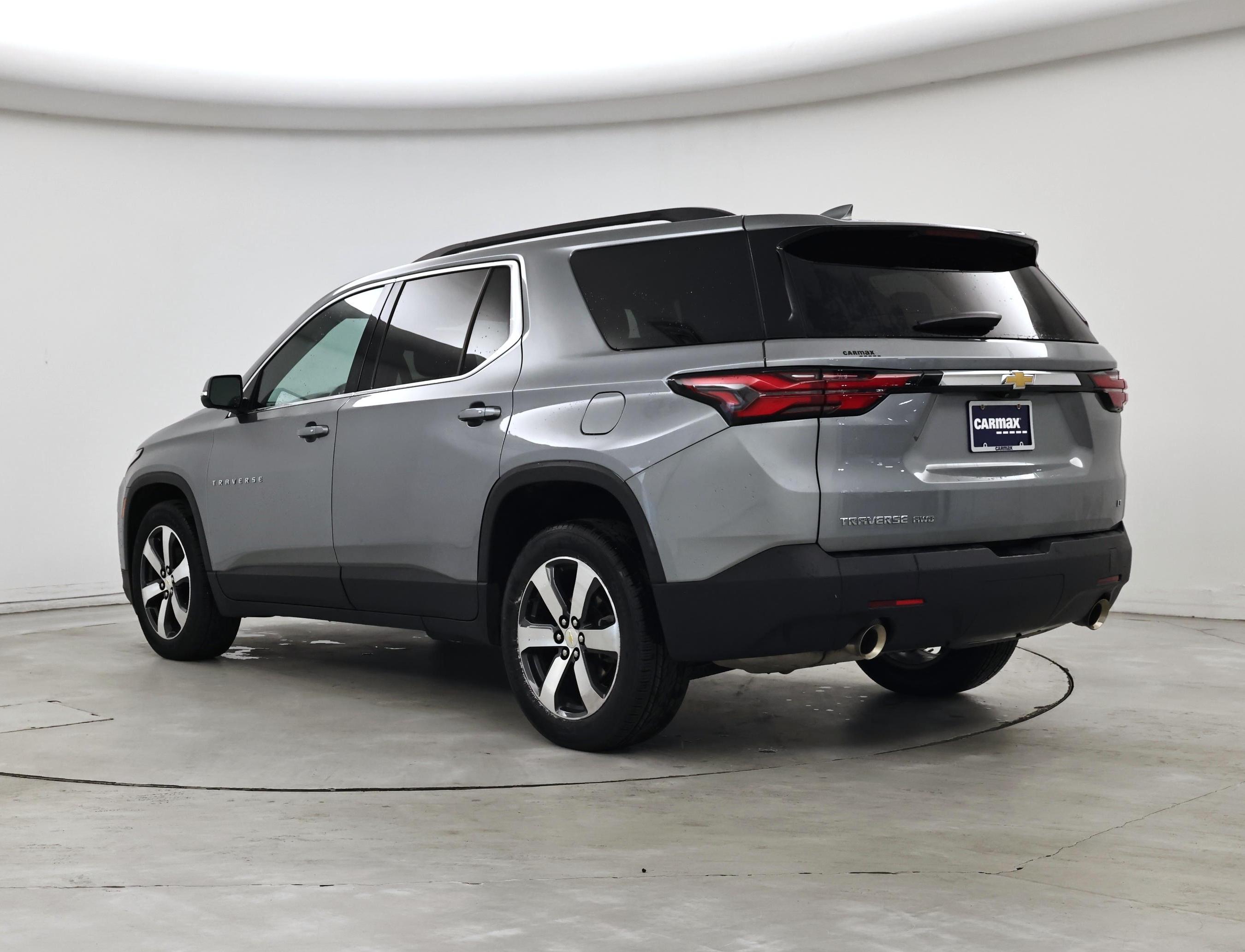 Thumbnail: 2023 Chevrolet Traverse - 2
