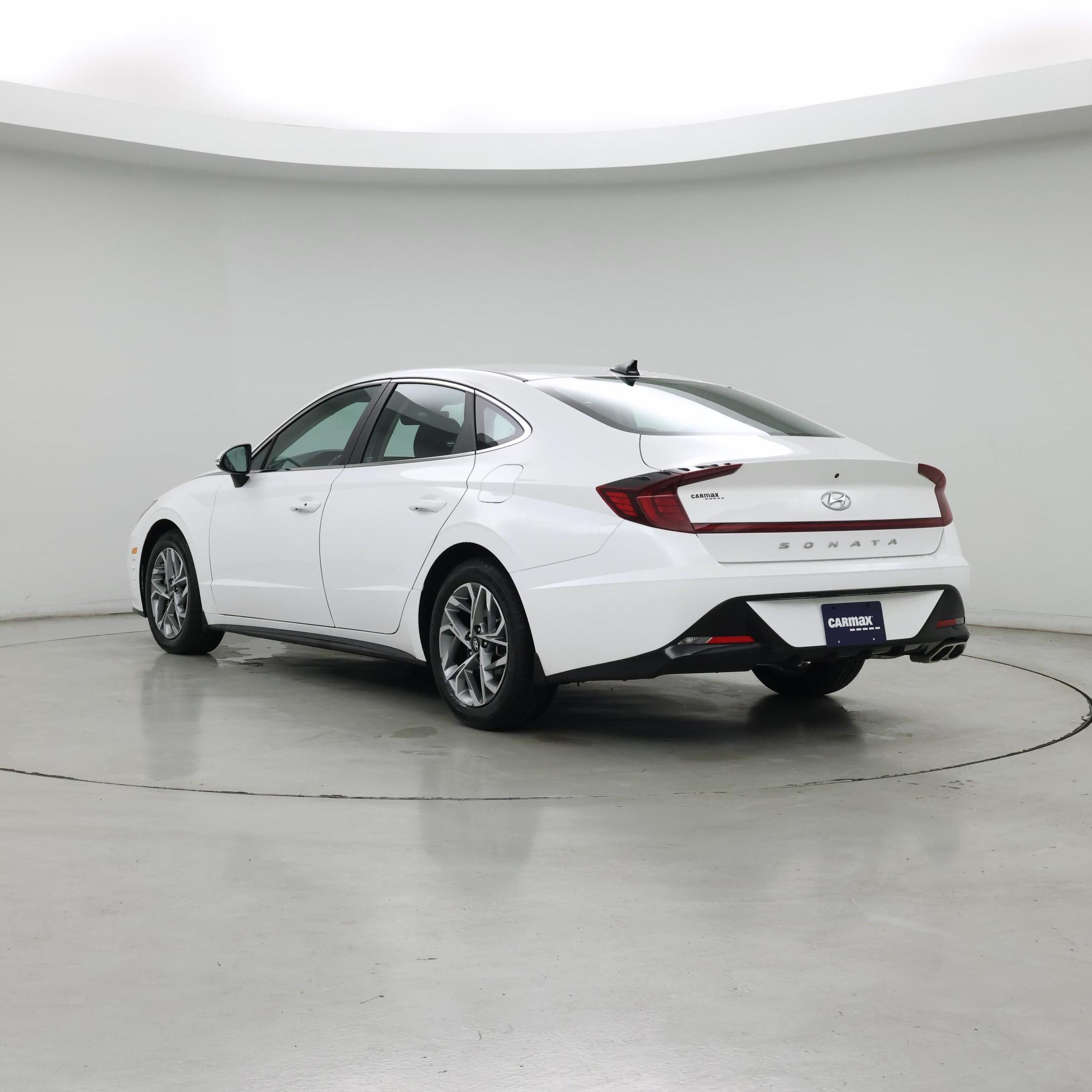 Thumbnail: 2023 Hyundai Sonata - 2