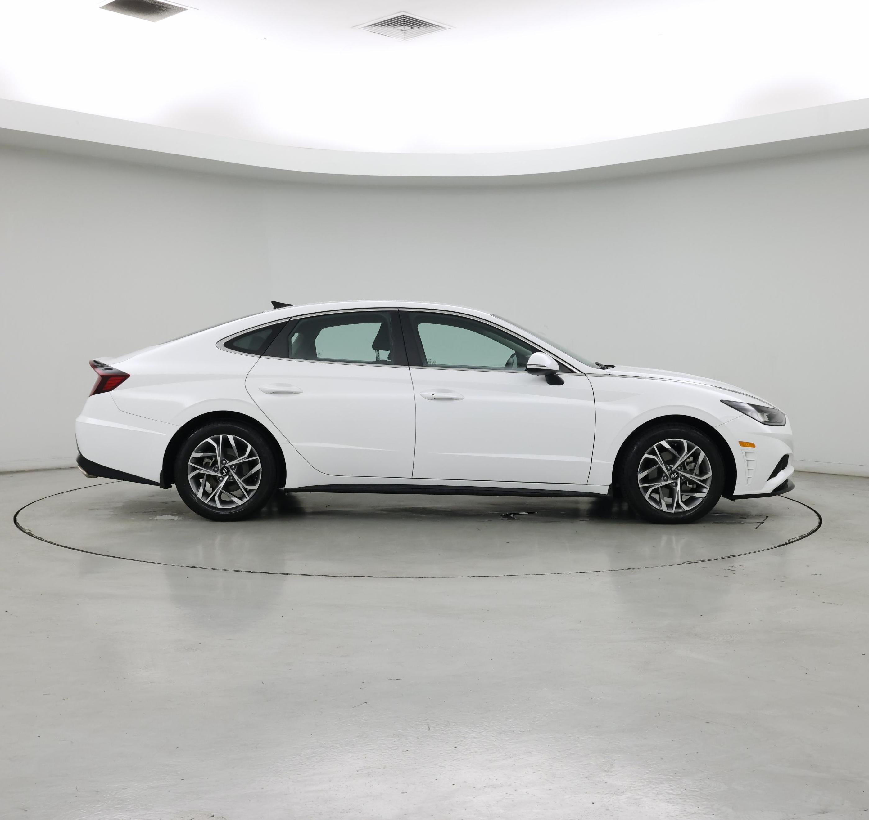 Thumbnail: 2023 Hyundai Sonata - 7