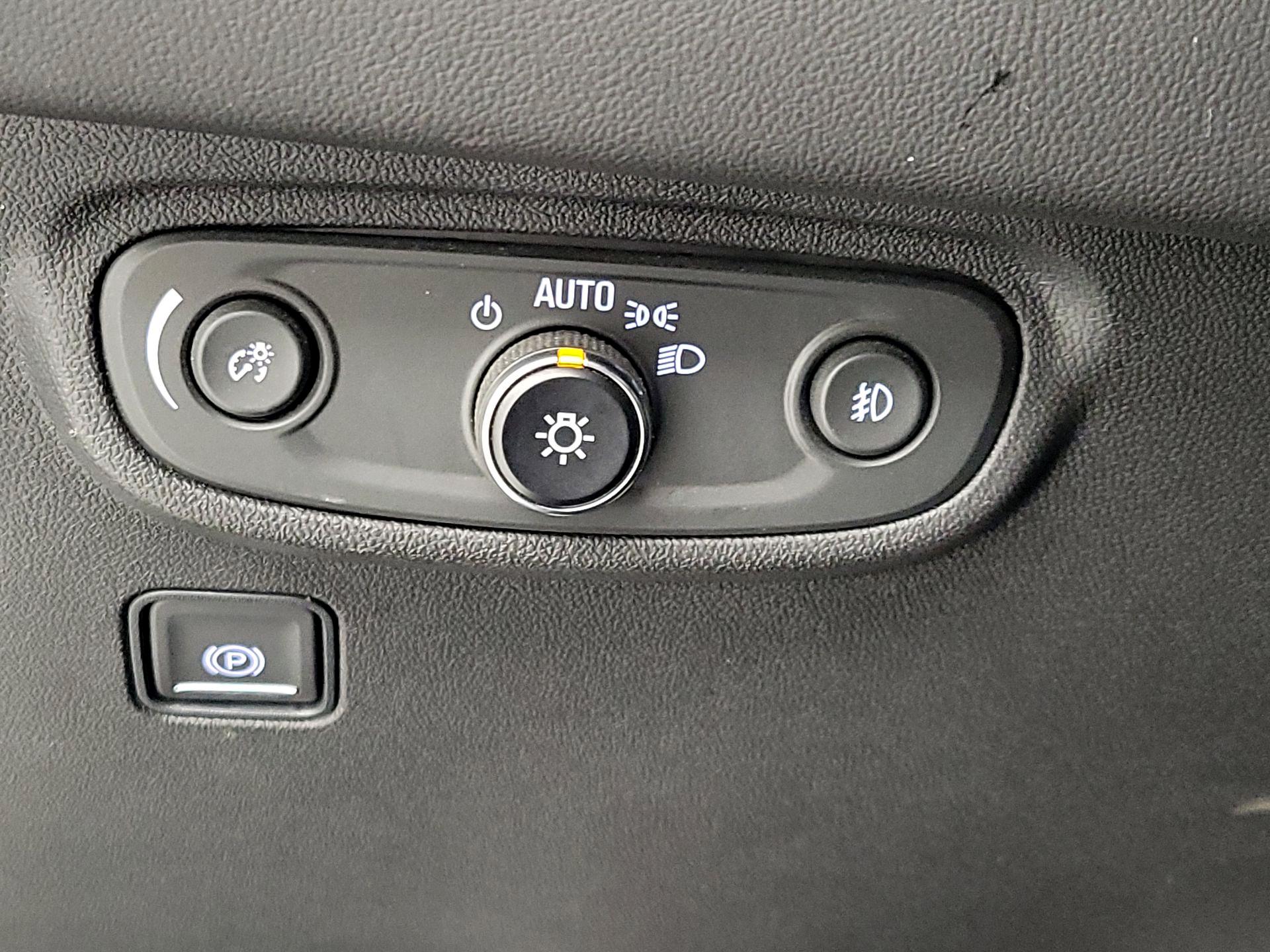 Thumbnail: 2023 GMC Terrain - 13