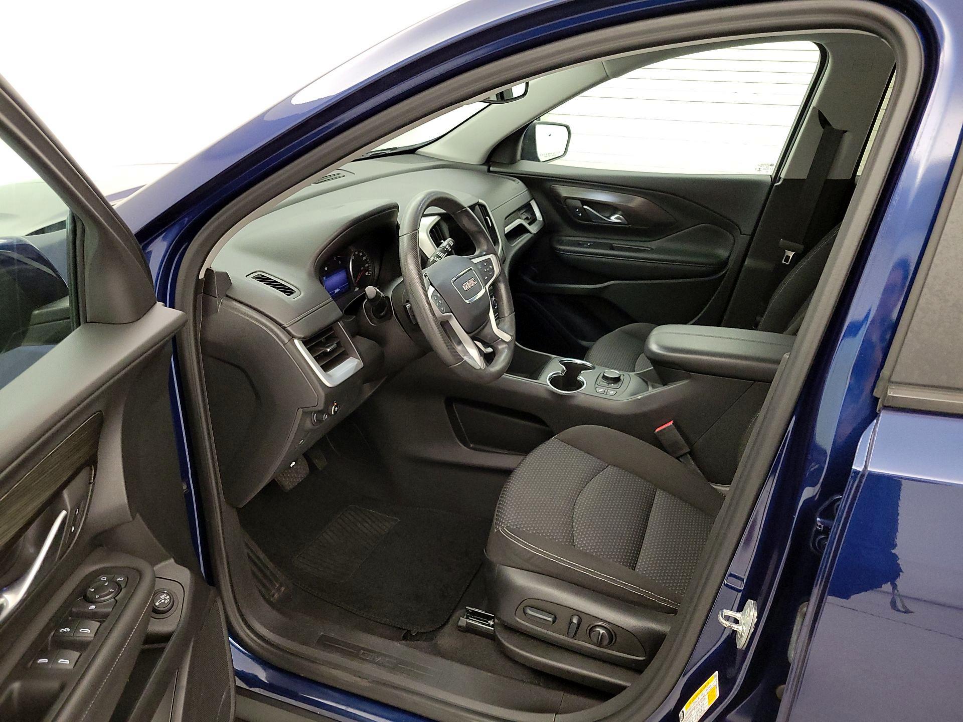 Thumbnail: 2022 GMC Terrain - 11