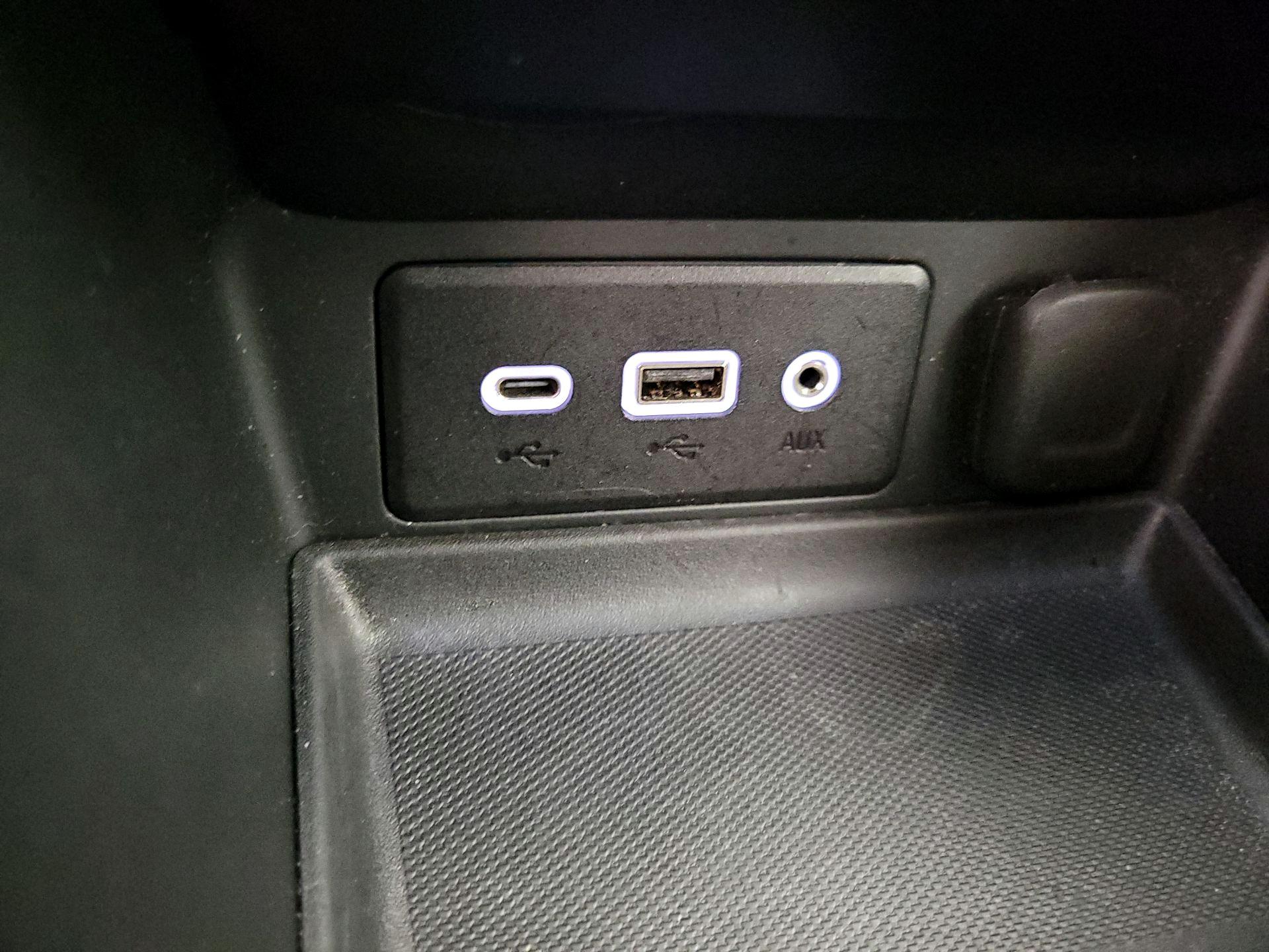 Thumbnail: 2022 GMC Terrain - 18