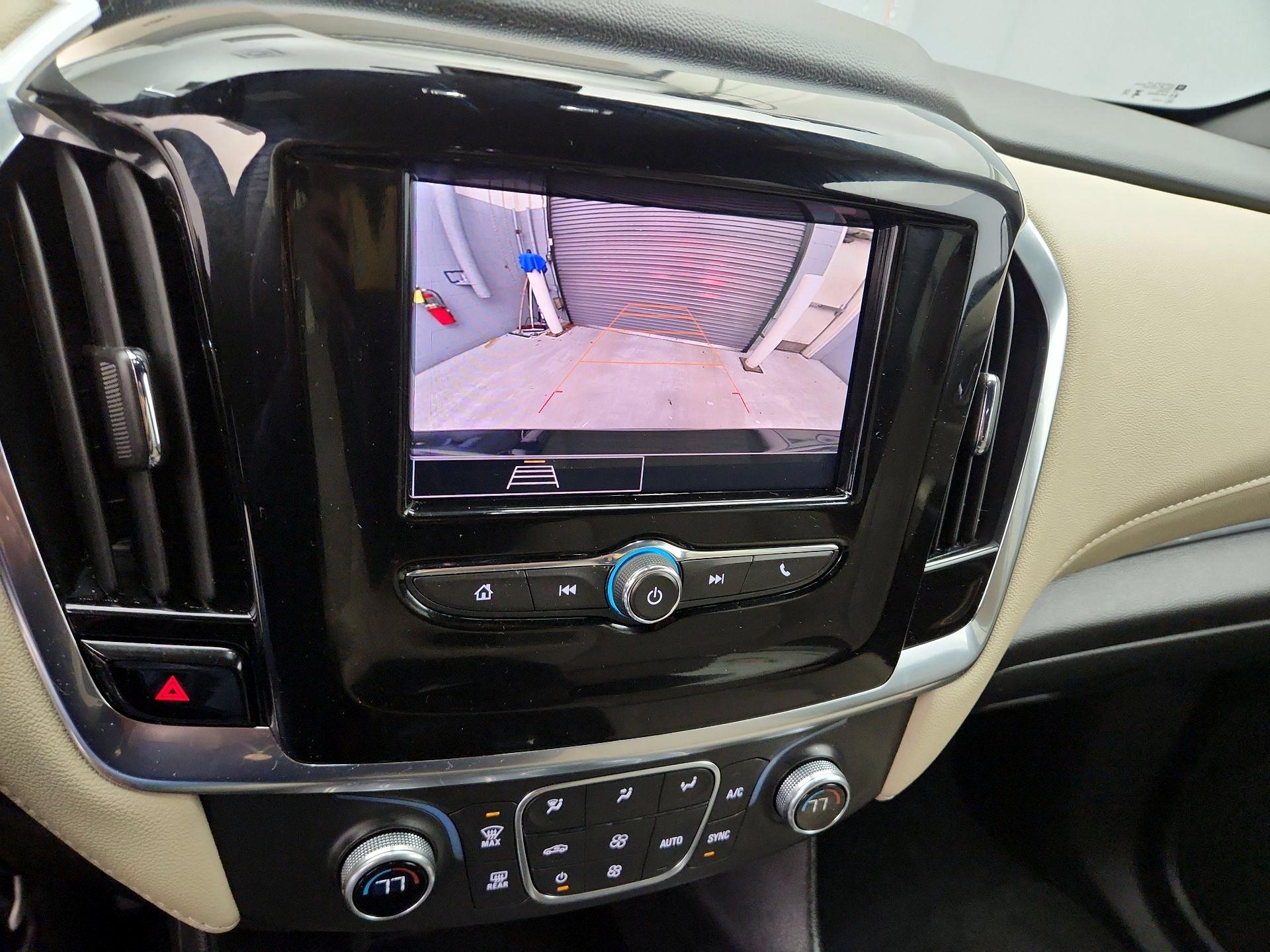 Thumbnail: 2023 Chevrolet Traverse - 14