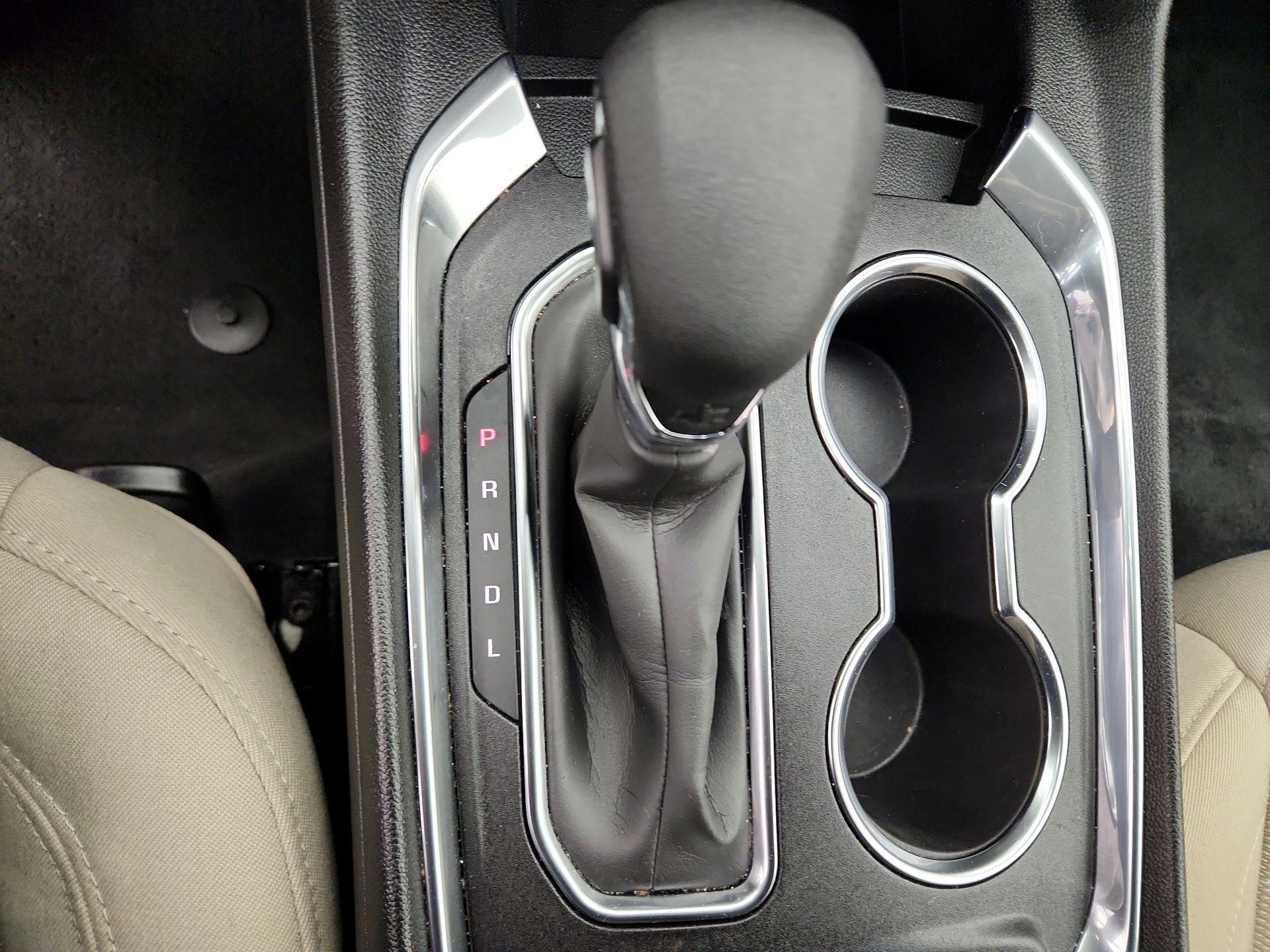 Thumbnail: 2023 Chevrolet Traverse - 17