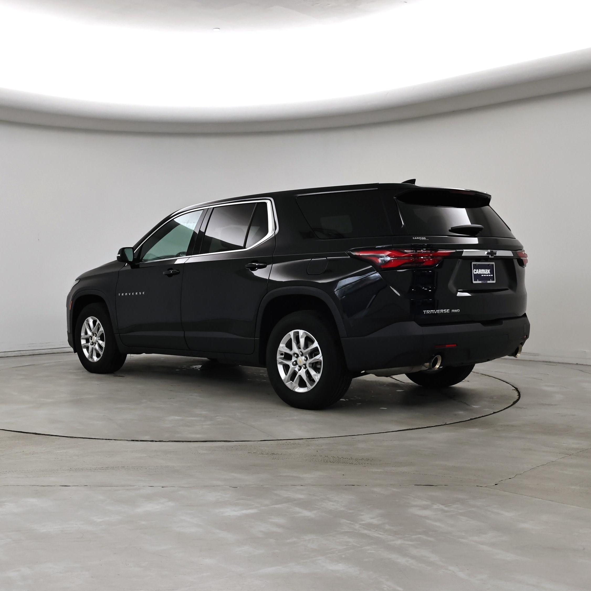 Thumbnail: 2023 Chevrolet Traverse - 2