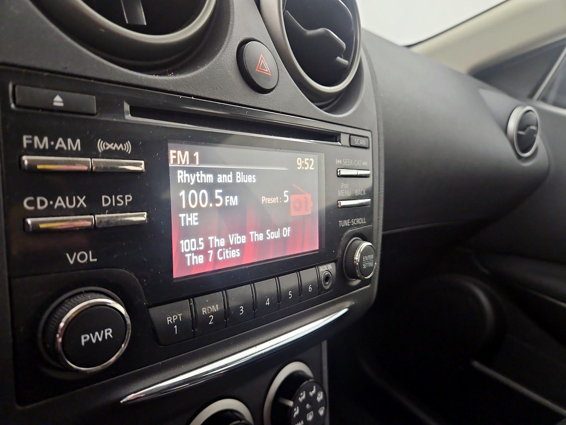 Thumbnail: 2014 Nissan Rogue - 15