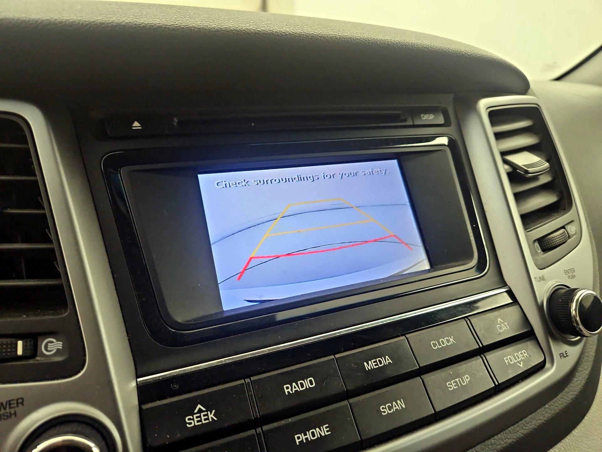 Thumbnail: 2016 Hyundai Tucson - 14