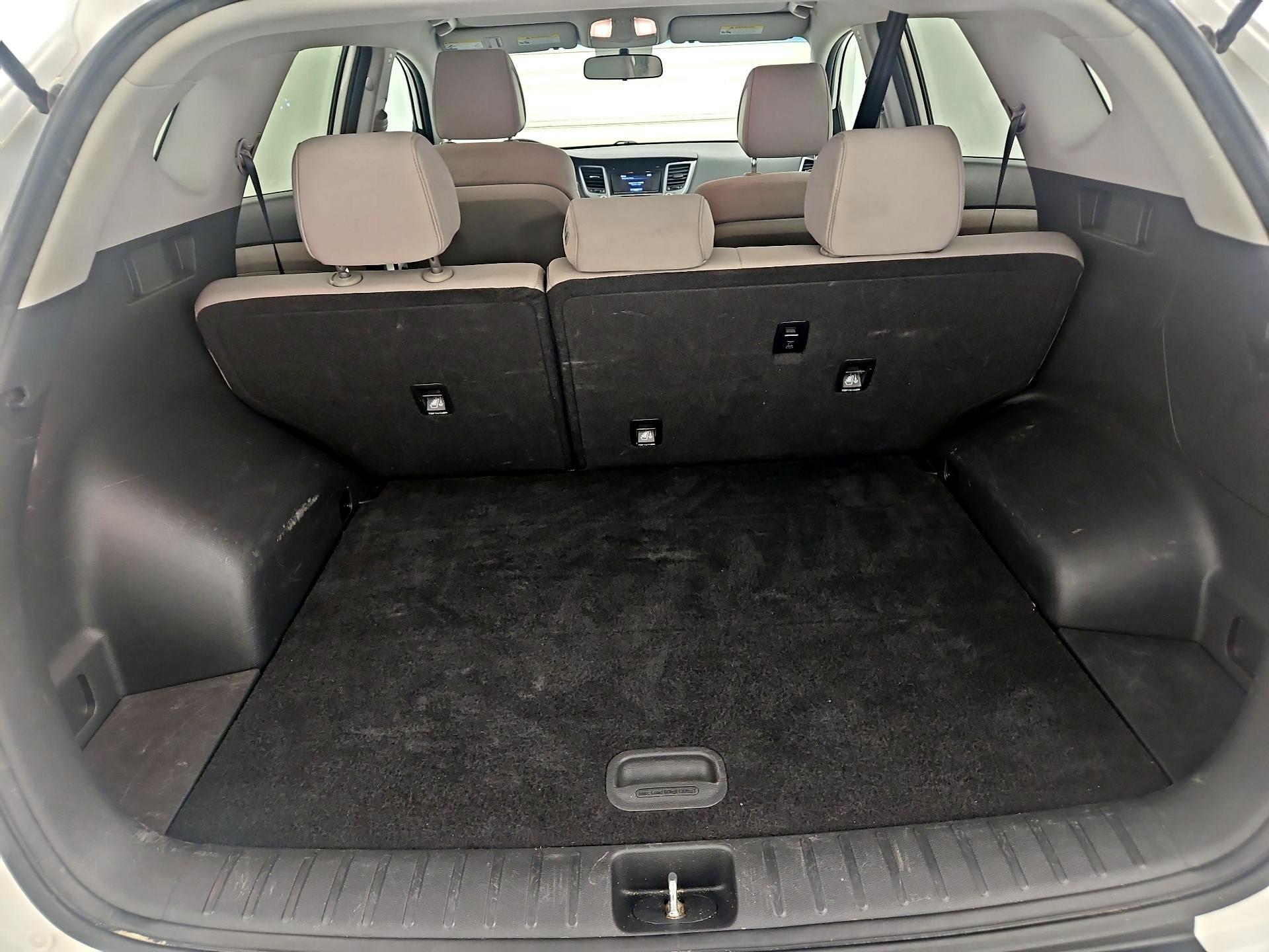 Thumbnail: 2016 Hyundai Tucson - 20