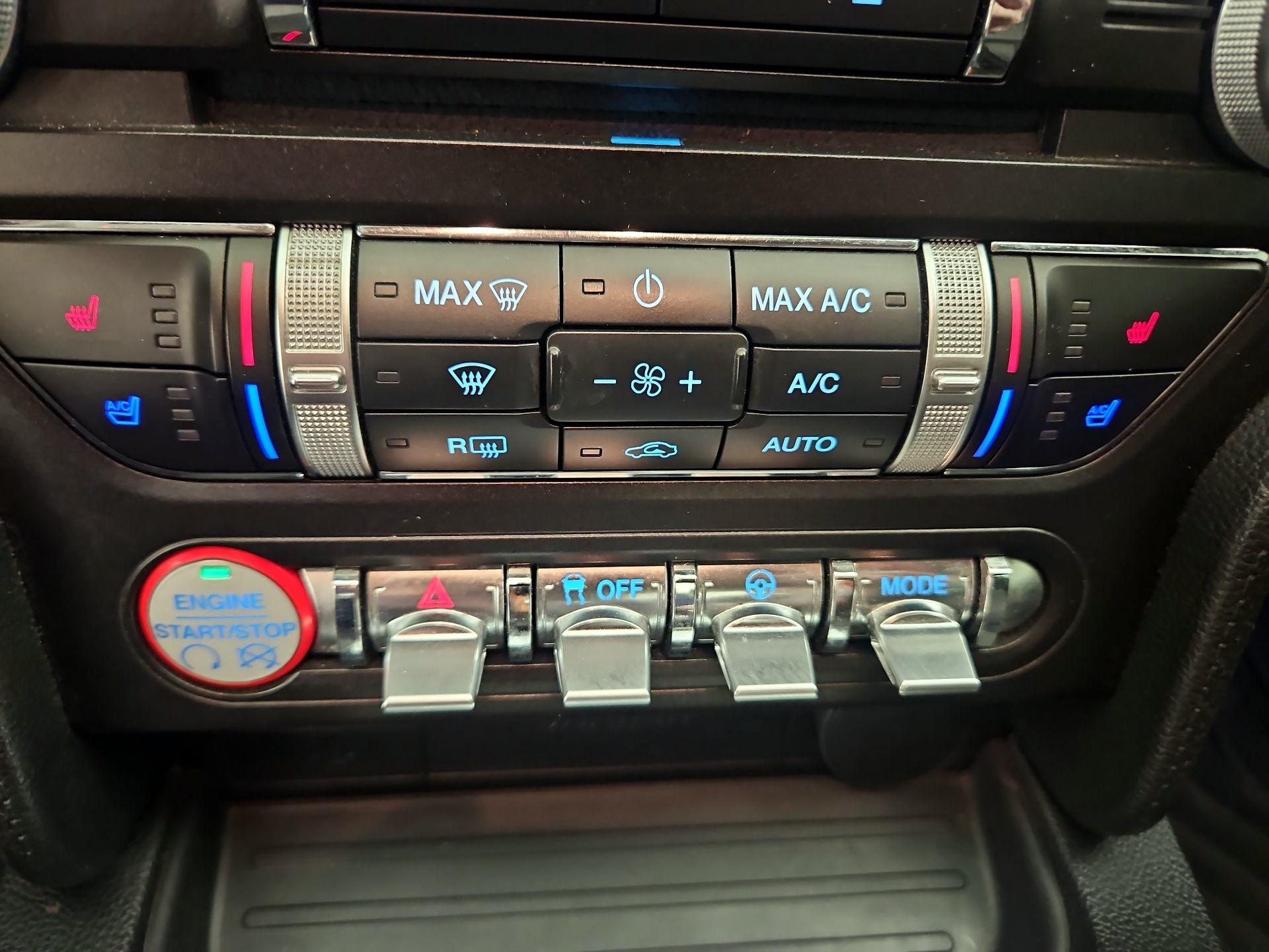 Thumbnail: 2015 Ford Mustang - 16