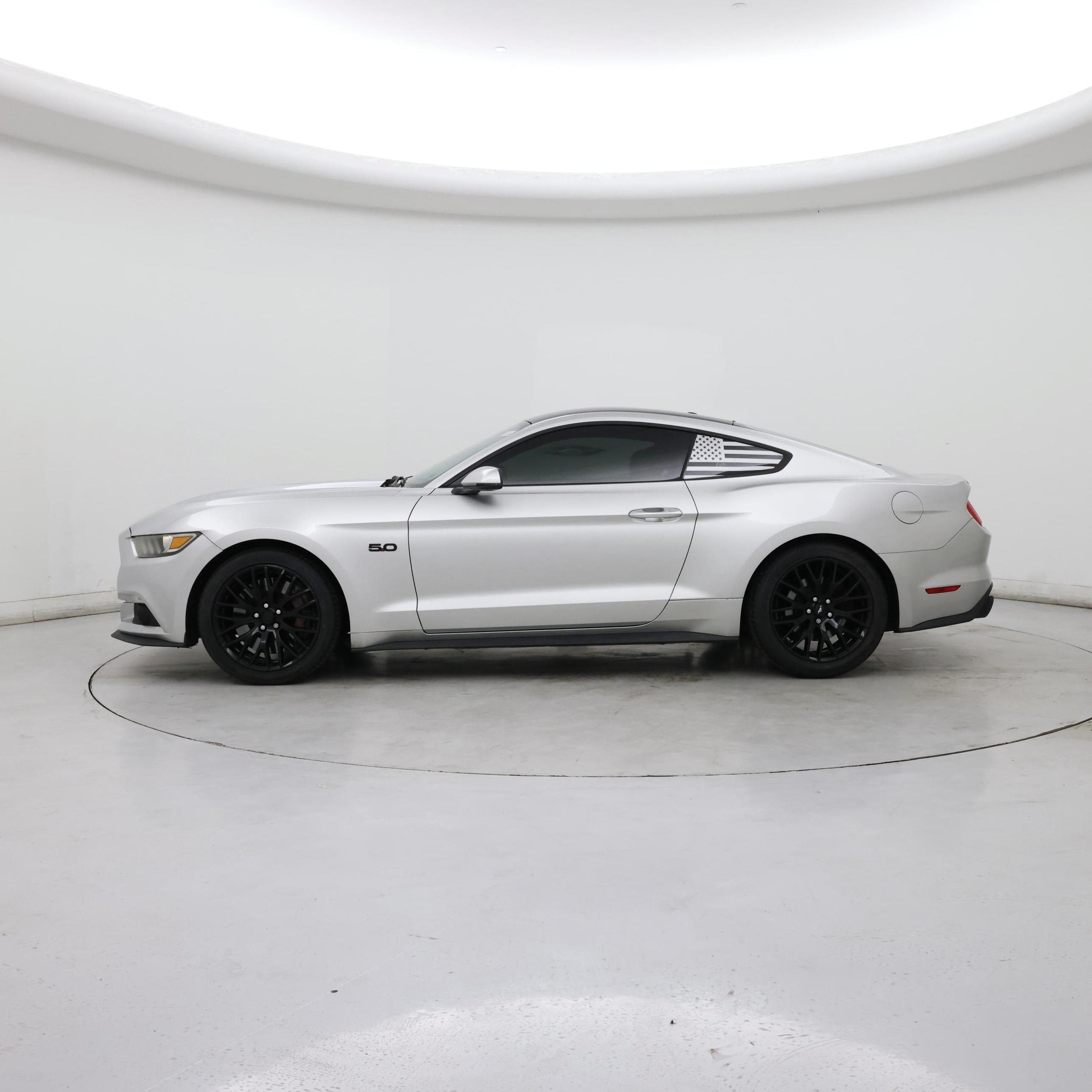 Thumbnail: 2015 Ford Mustang - 3