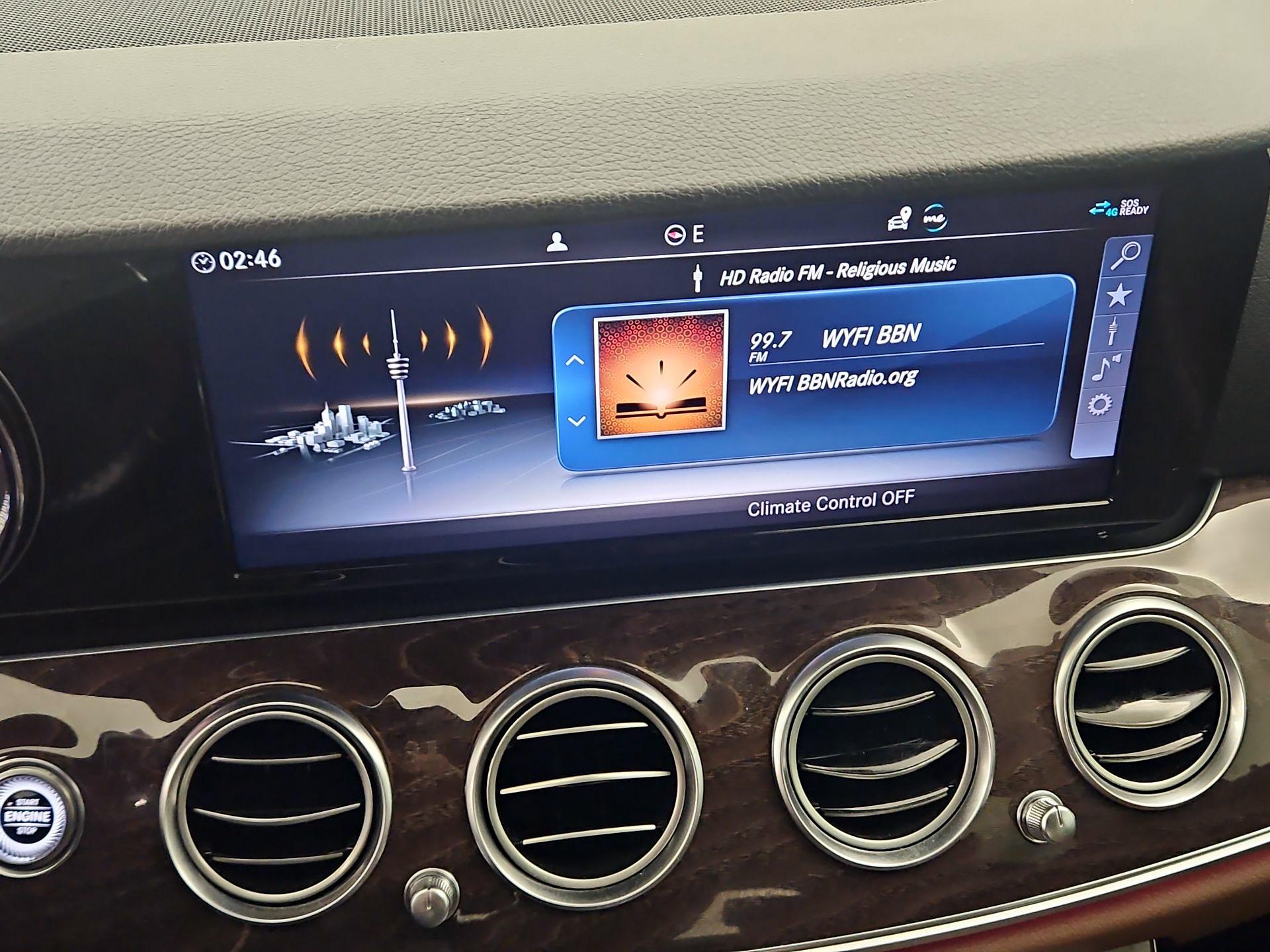 Thumbnail: 2019 Mercedes-Benz E-Class - 16