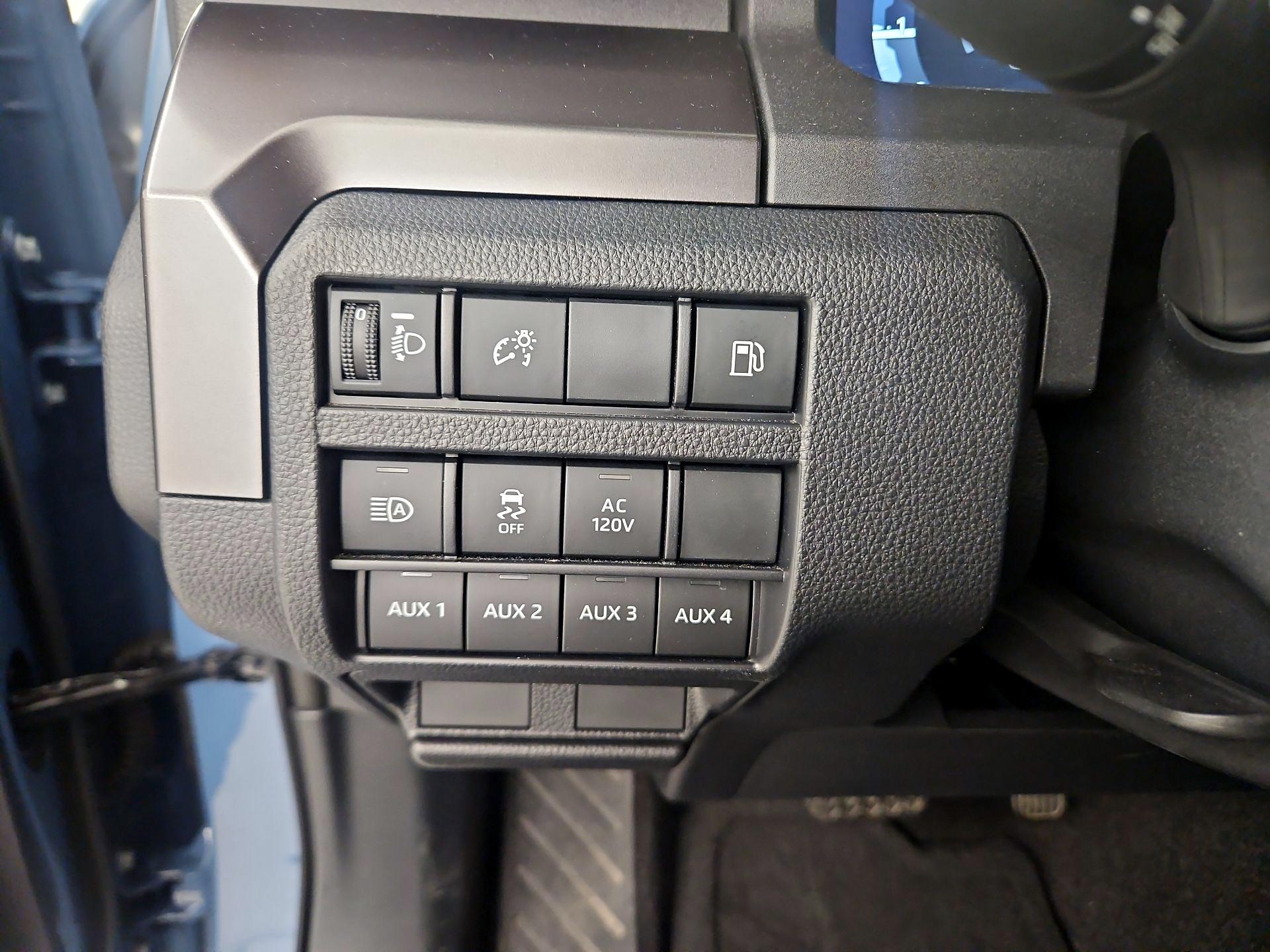 Thumbnail: 2025 Toyota 4Runner - 13