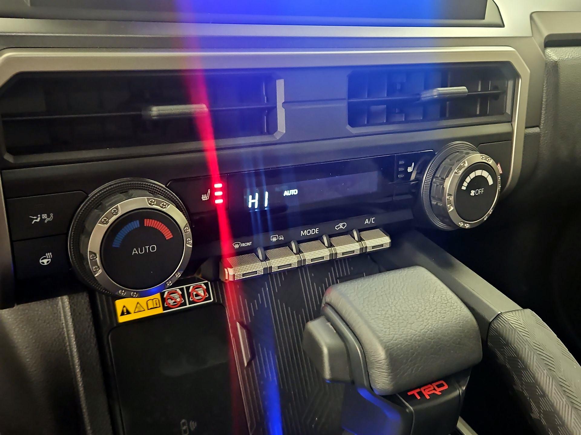 Thumbnail: 2025 Toyota 4Runner - 16