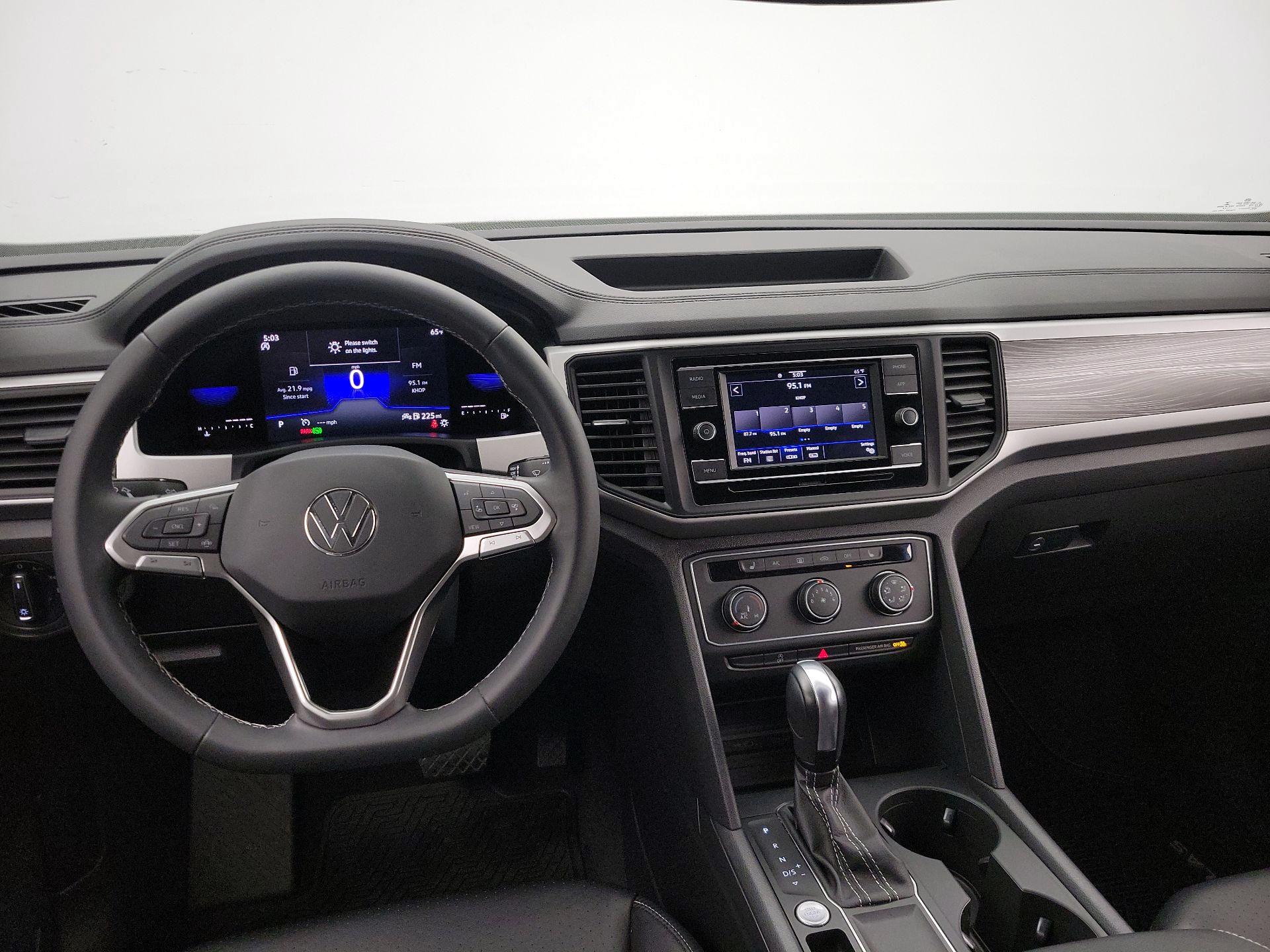 Thumbnail: 2022 Volkswagen Atlas - 9