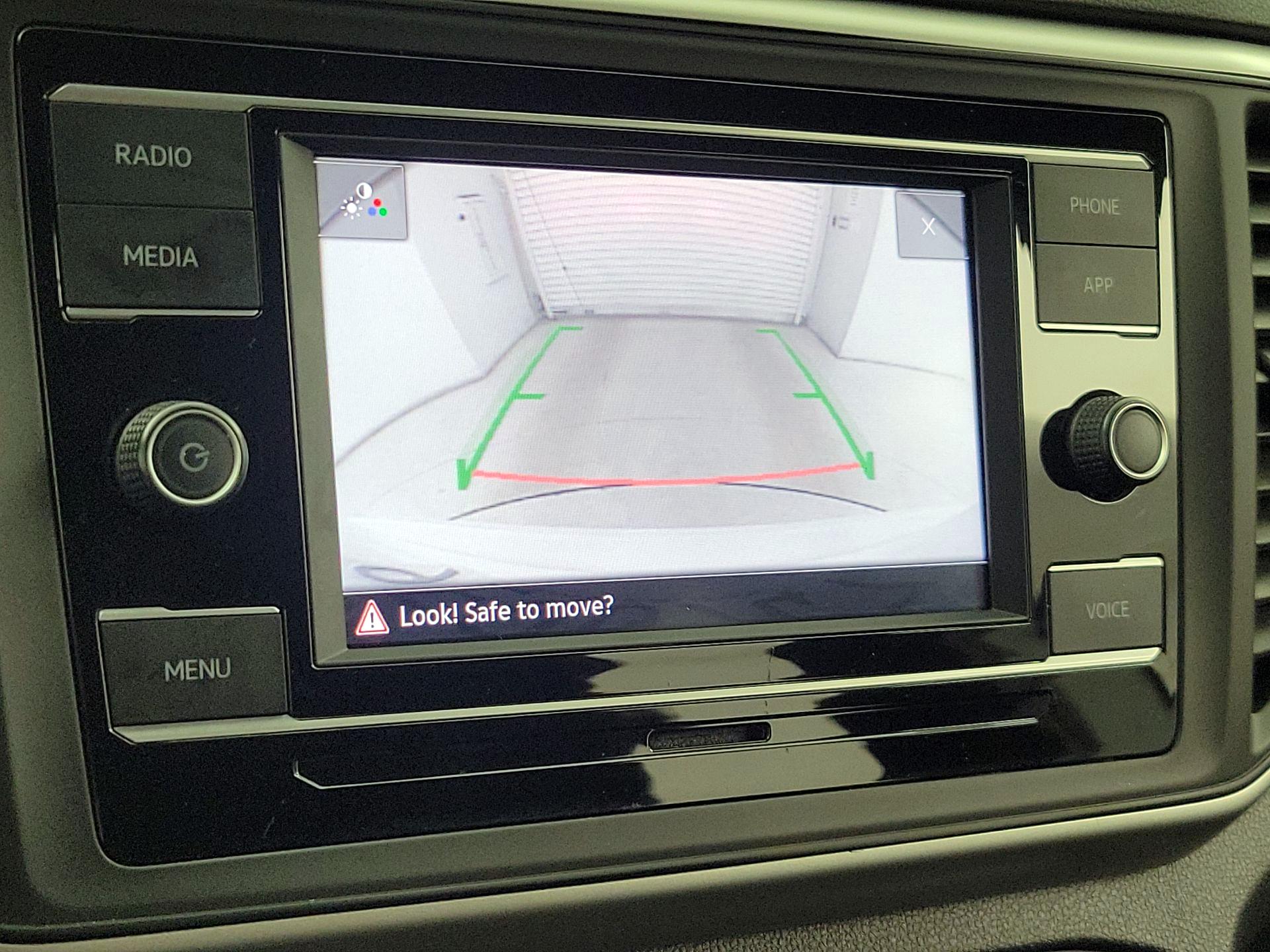 Thumbnail: 2022 Volkswagen Atlas - 14