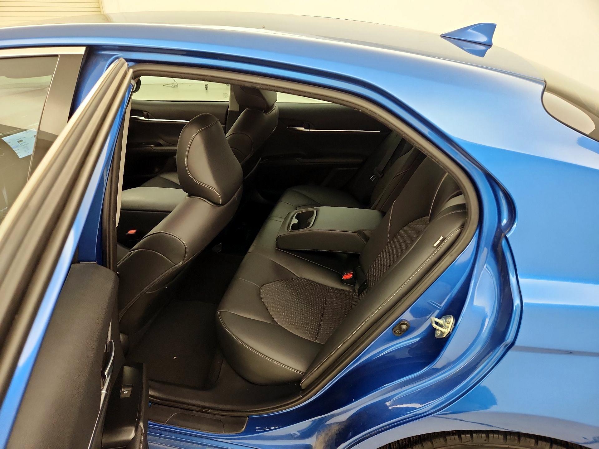 Thumbnail: 2020 Toyota Camry - 19