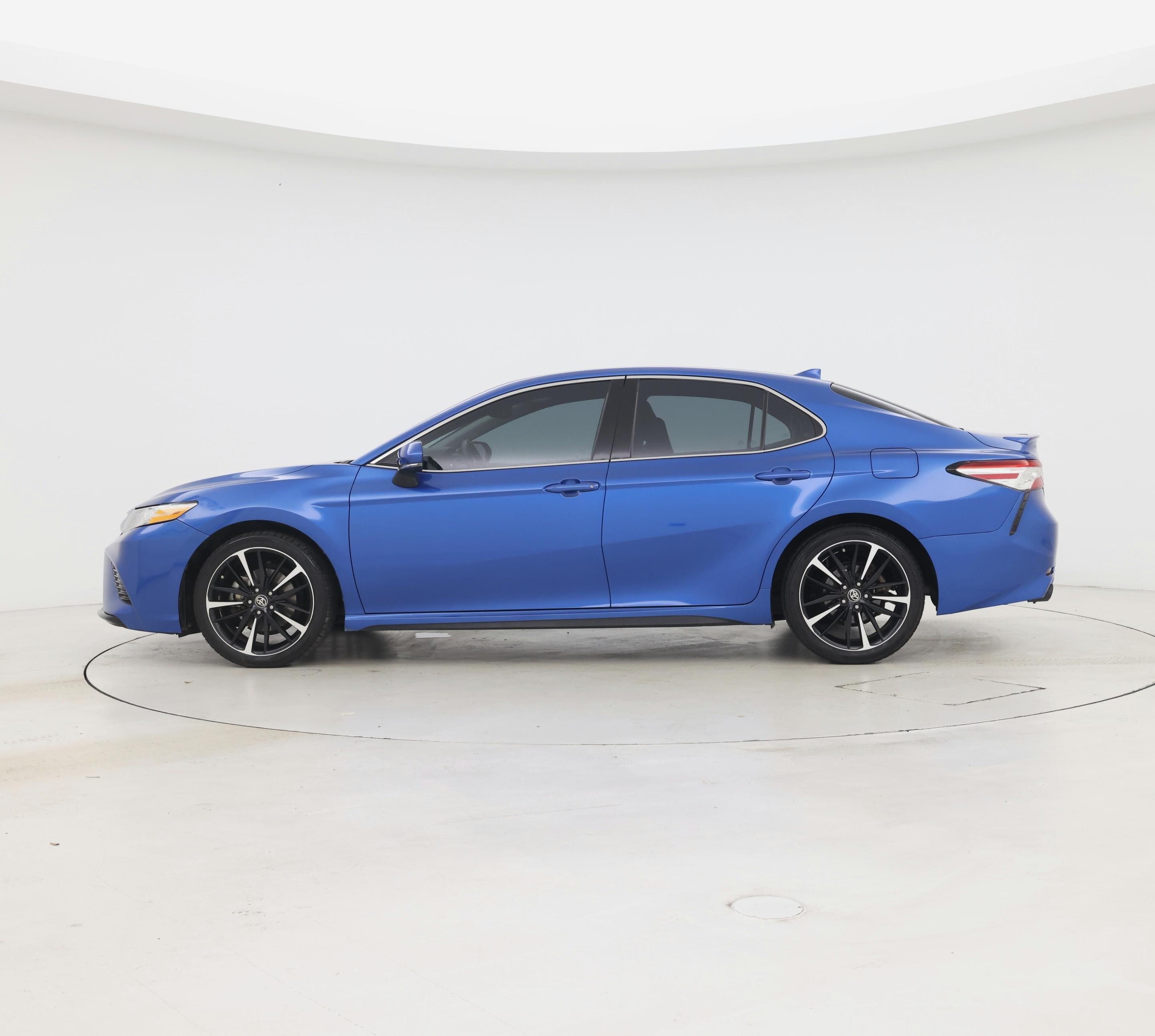 Thumbnail: 2020 Toyota Camry - 3