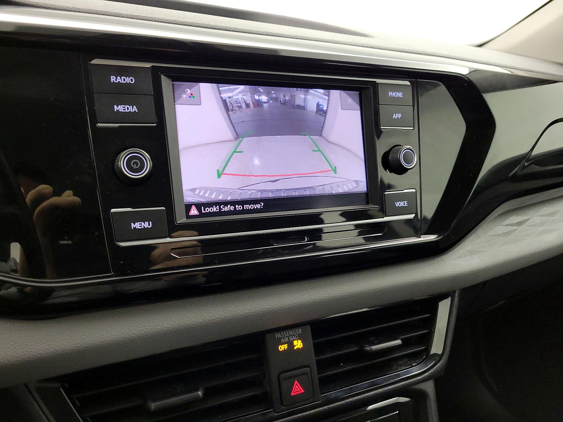 Thumbnail: 2023 Volkswagen Taos - 15